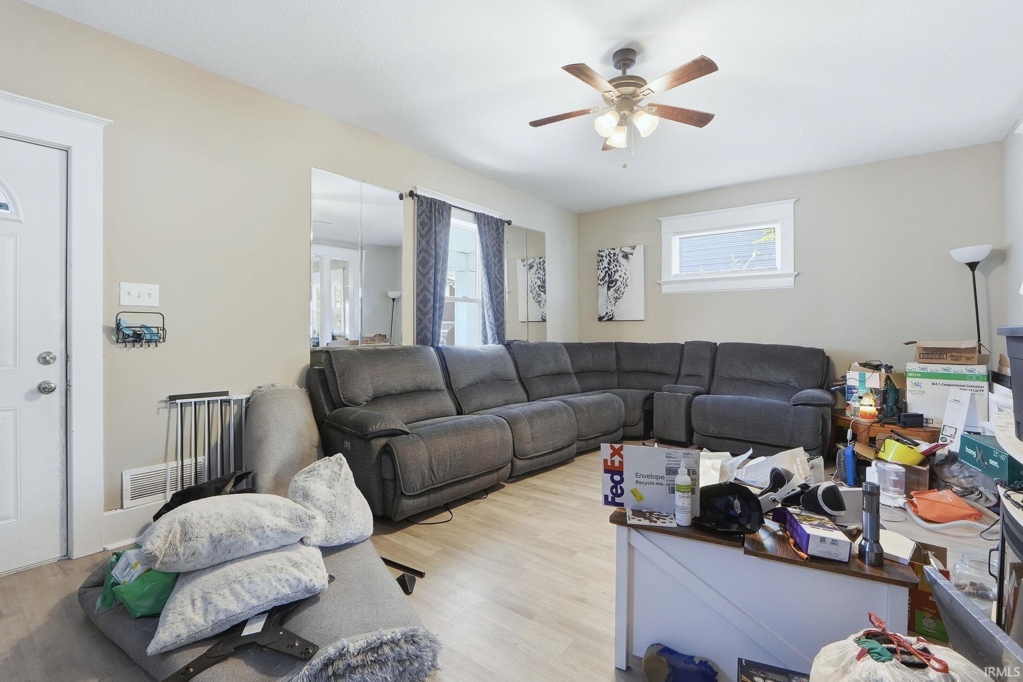 Photo 4 of 1218 W Wildwood Avenue