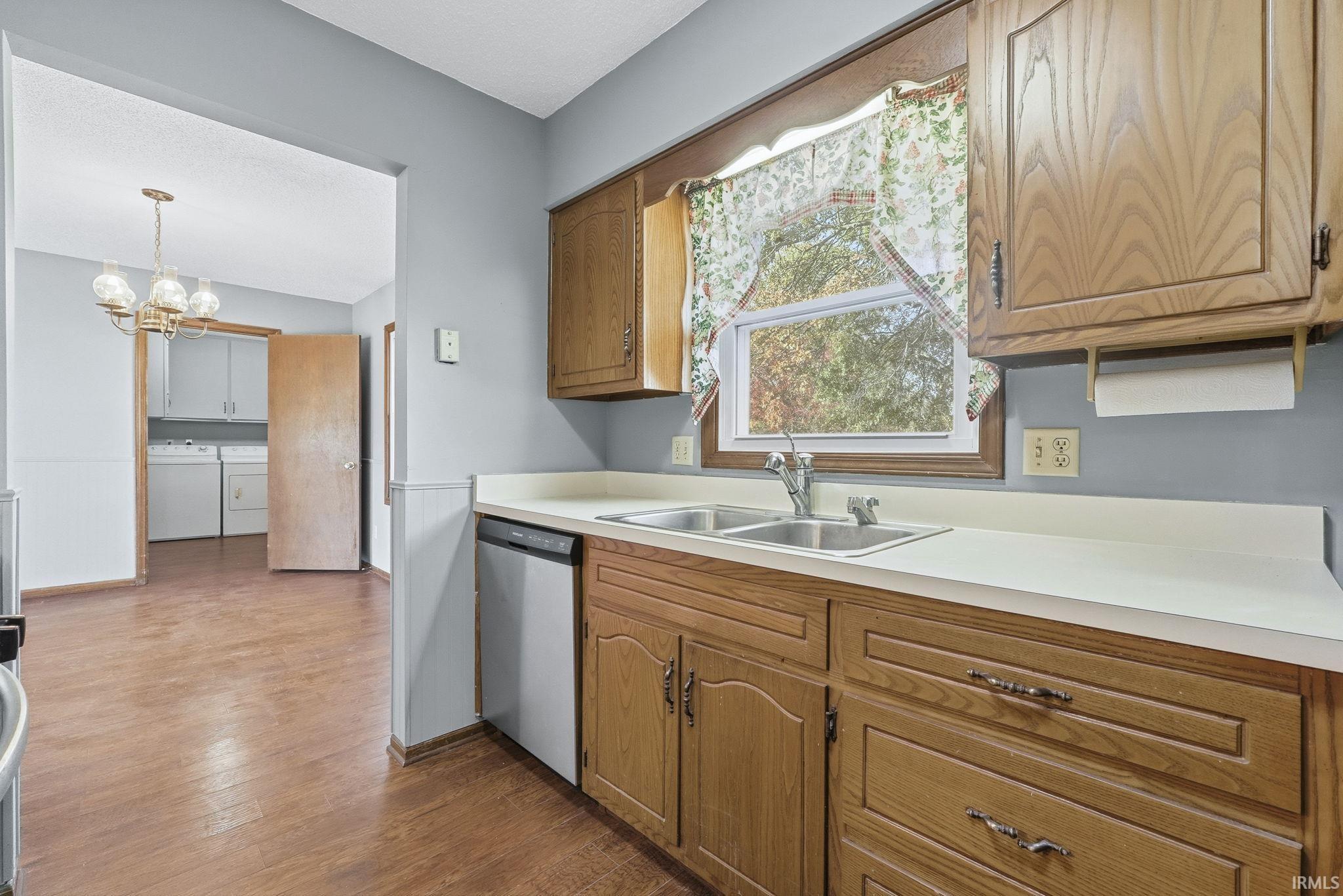 Photo 11 of 8513 Maple Bluff Court