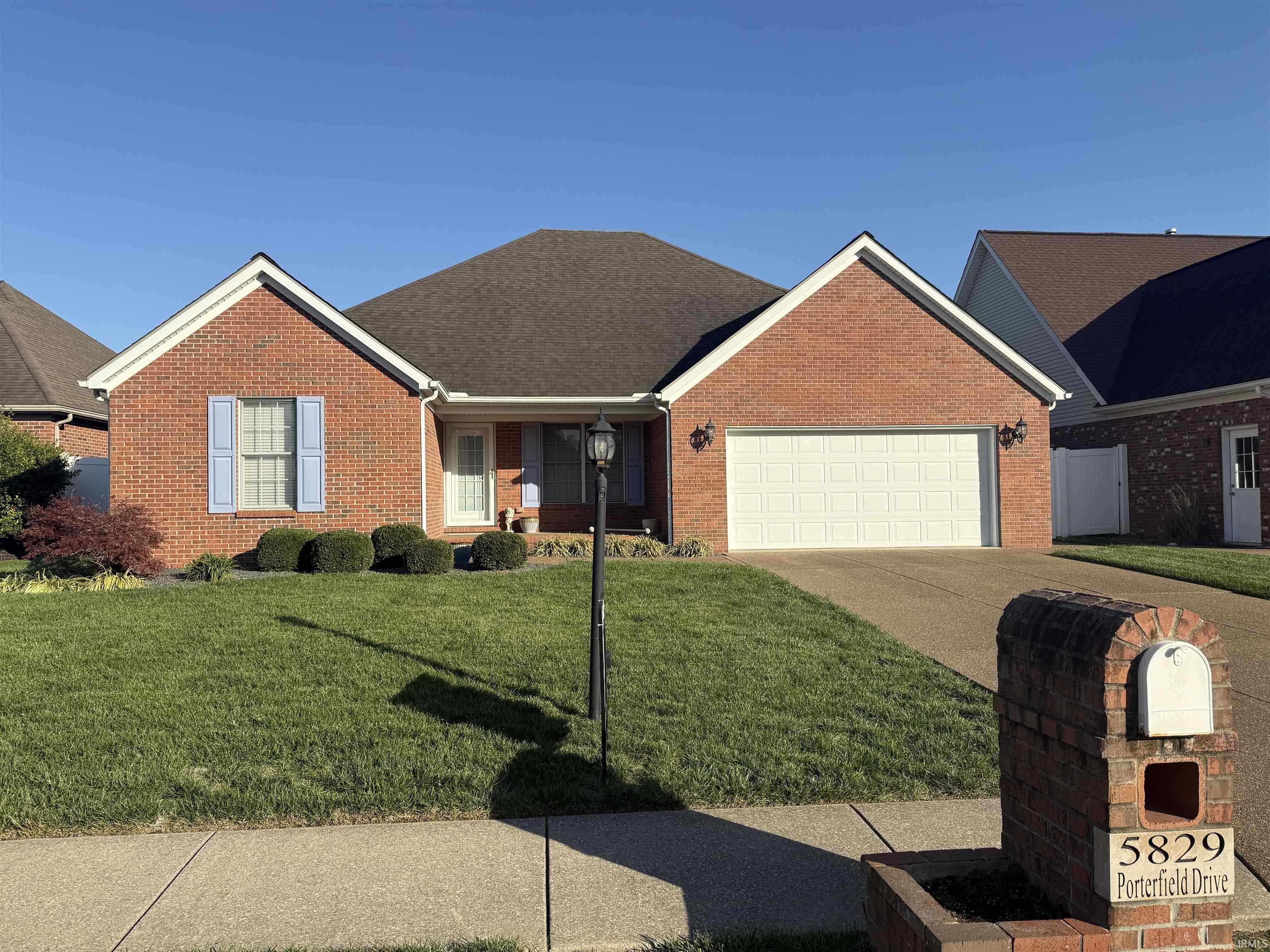 Homes for sale in Evansville, IN | 5829 Porterfield Dr, Evansville, IN 47711 | MLS# 202544952