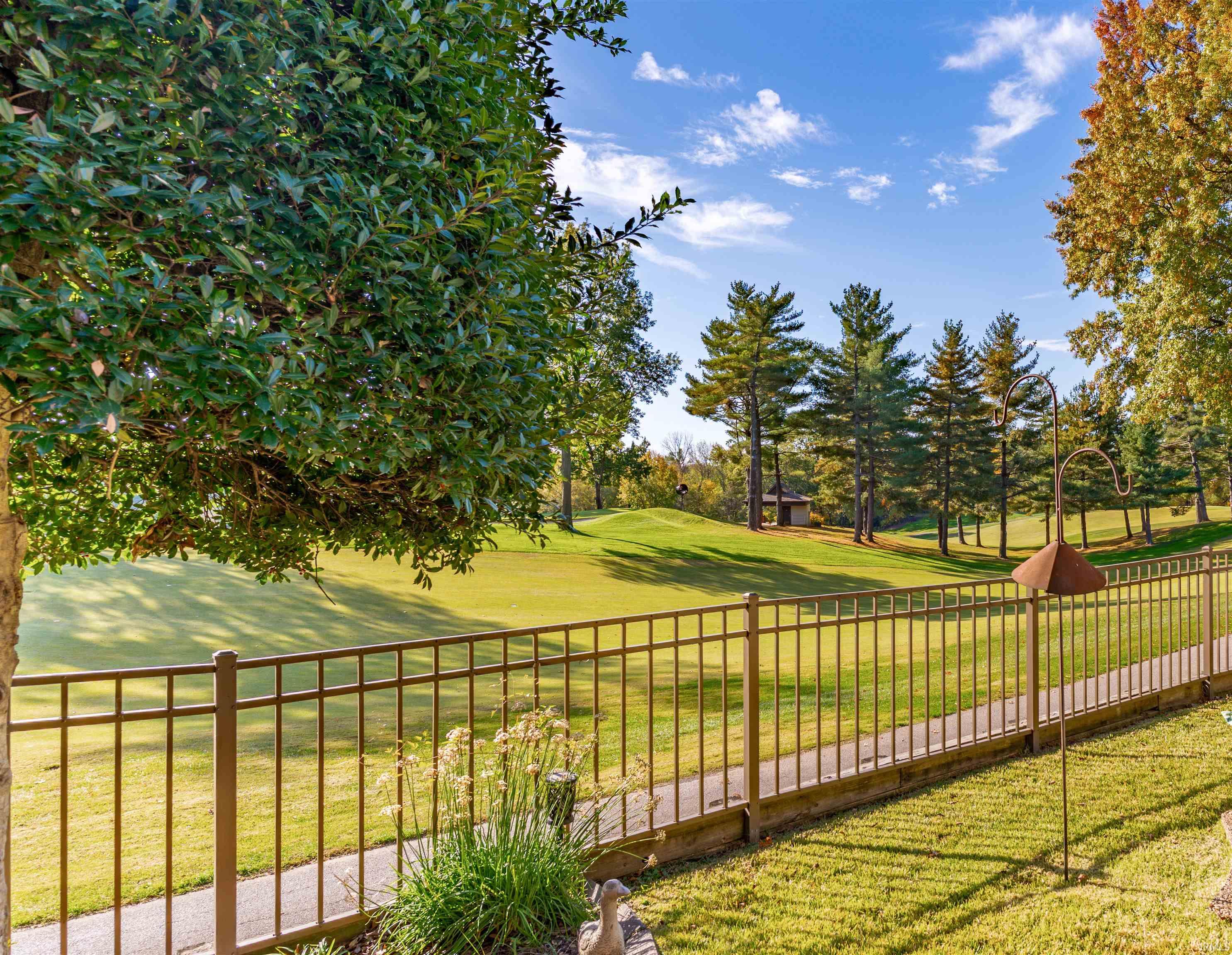 Homes for sale in Evansville, IN | 113 Hartin Dr, Evansville, IN 47711 | MLS# 202545001