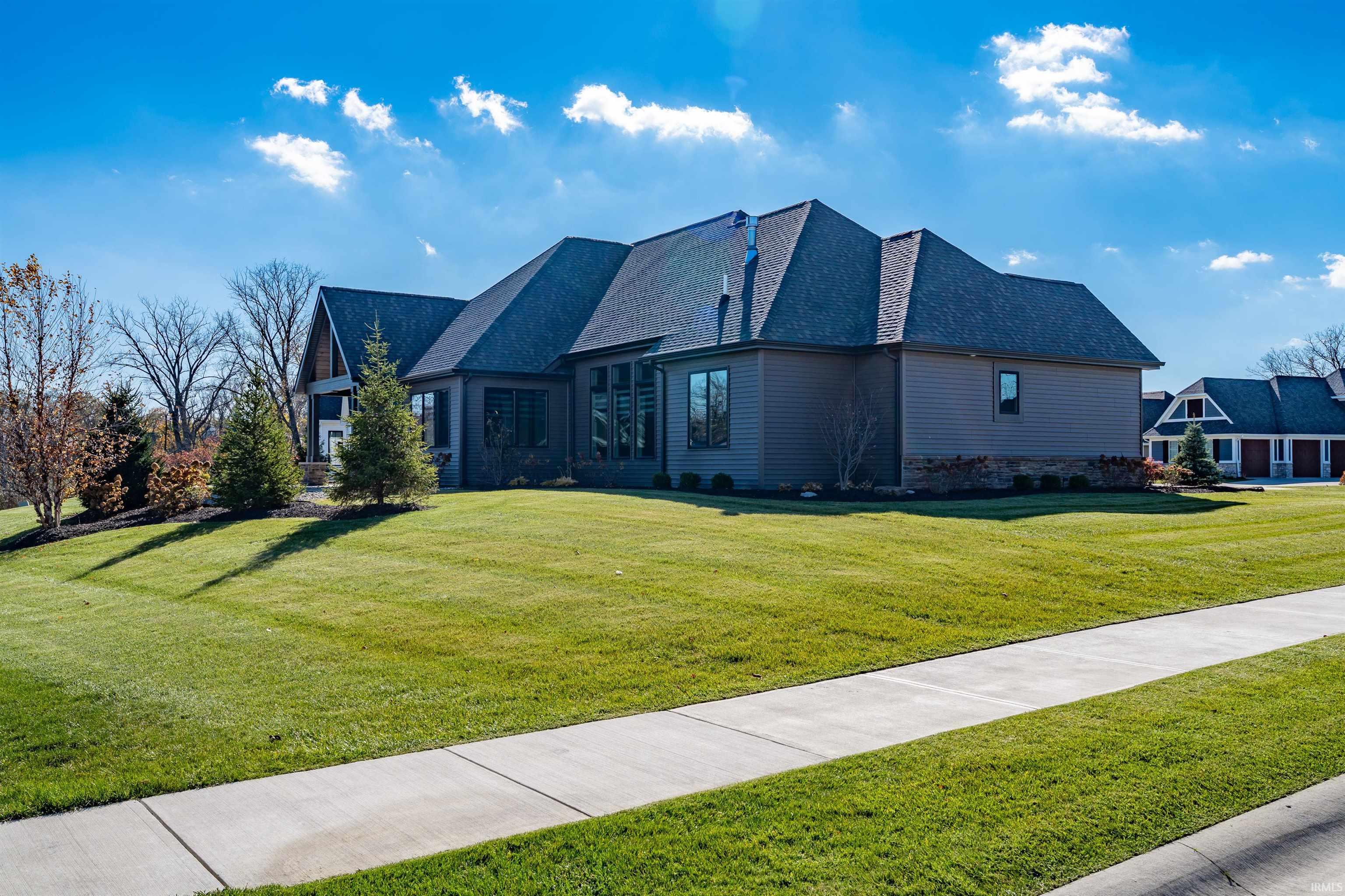 Photo 3 of 16570 Chilton Cove