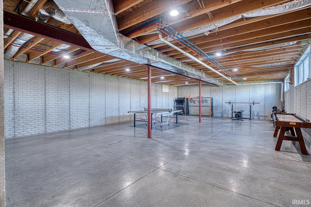 Homes for sale in Evansville, IN | 10730 Decatur Ct, Evansville, IN 47725 | MLS# 202545031