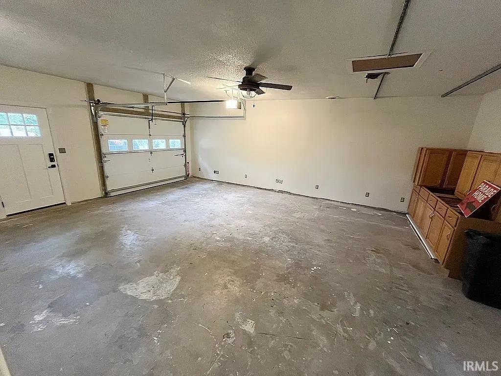 Homes for sale in Warsaw, IN | 2983 N Murphy Ln, Warsaw, IN 46582 | MLS# 202545046