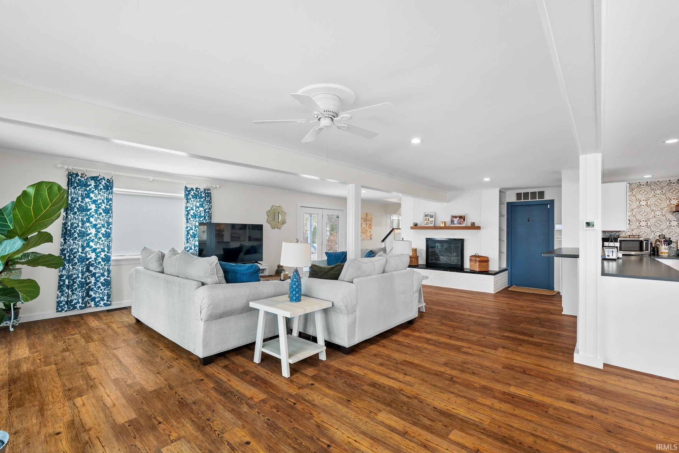 Photo 13 of 10492 N Elwood Avenue