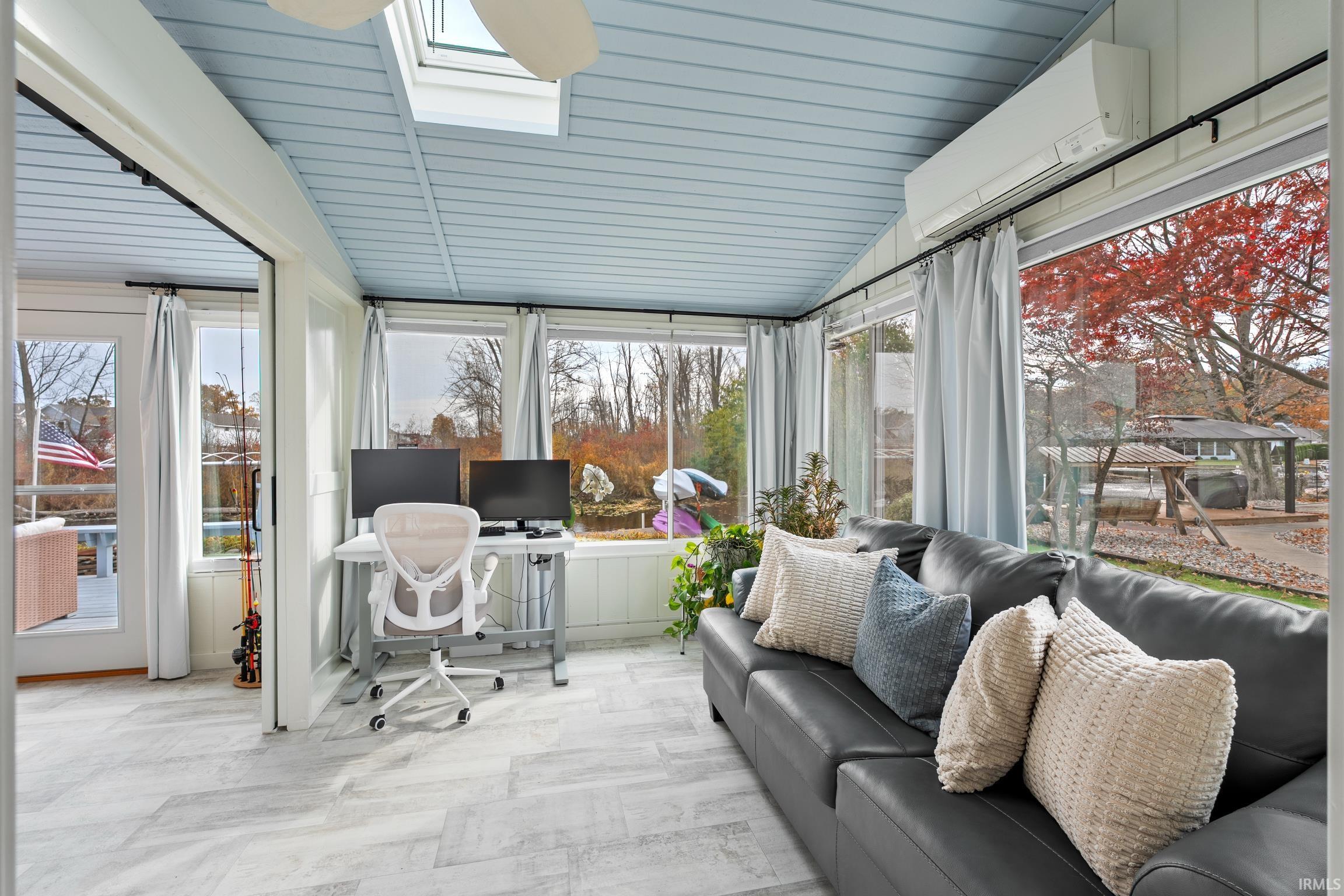 Photo 23 of 10492 N Elwood Avenue