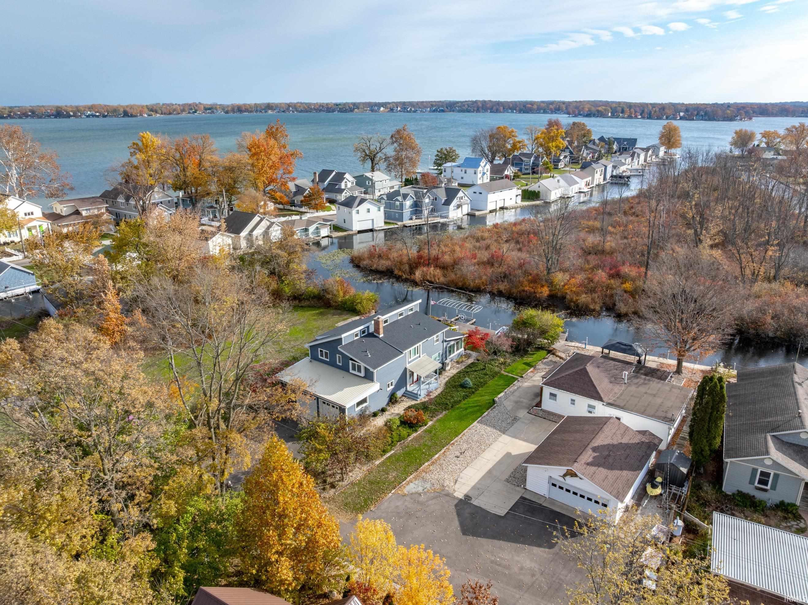 Homes for sale in Syracuse, IN | 10492 N Elwood Ave, Syracuse, IN 46567 | MLS# 202545068