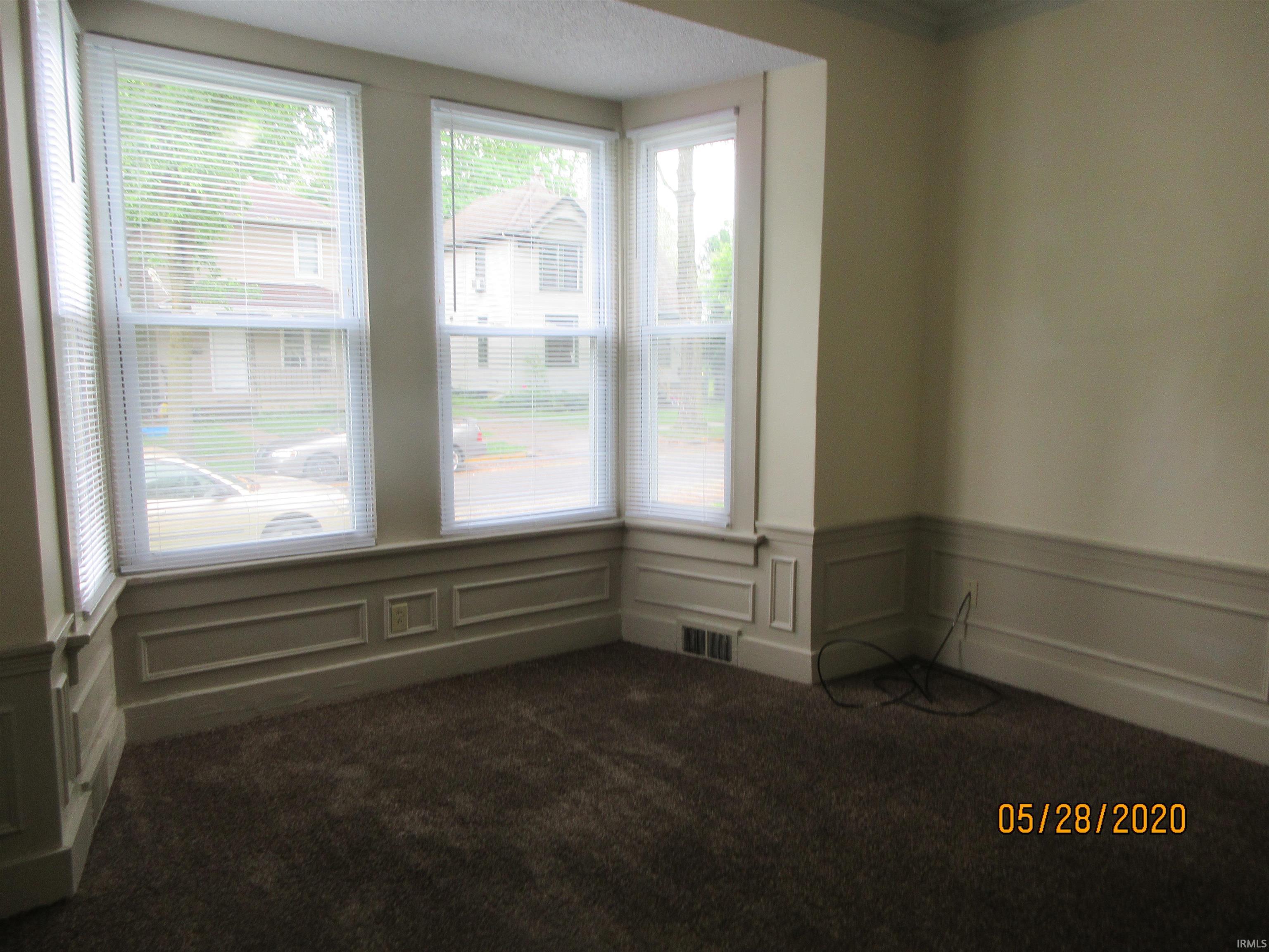 Photo 6 of 801 Grace Avenue