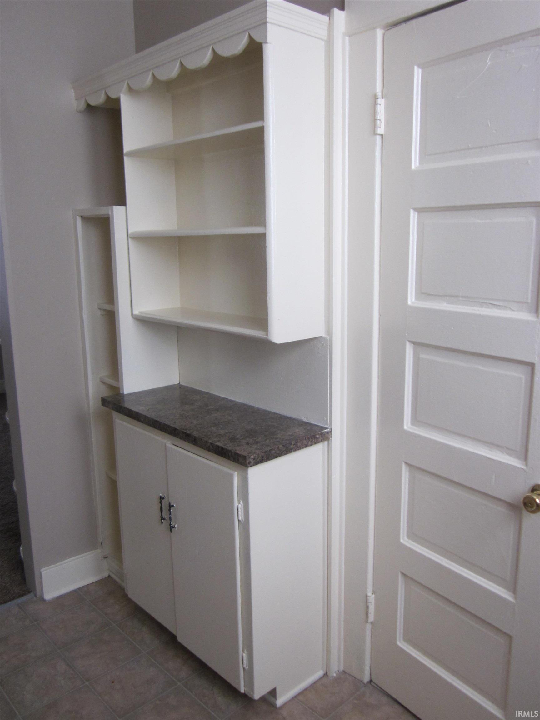 Photo 12 of 801 Grace Avenue