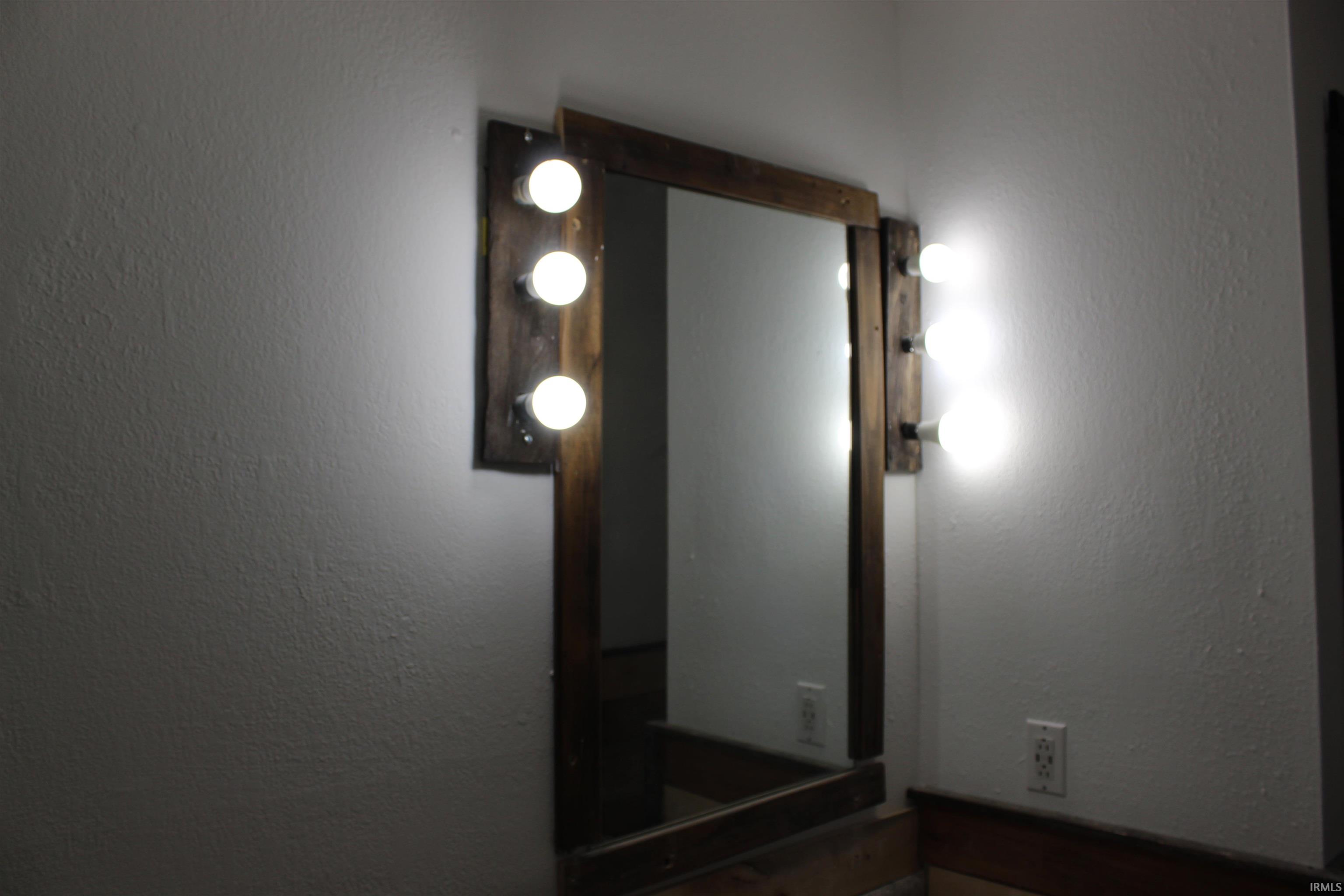 Photo 28 of 308 Clyde Ave