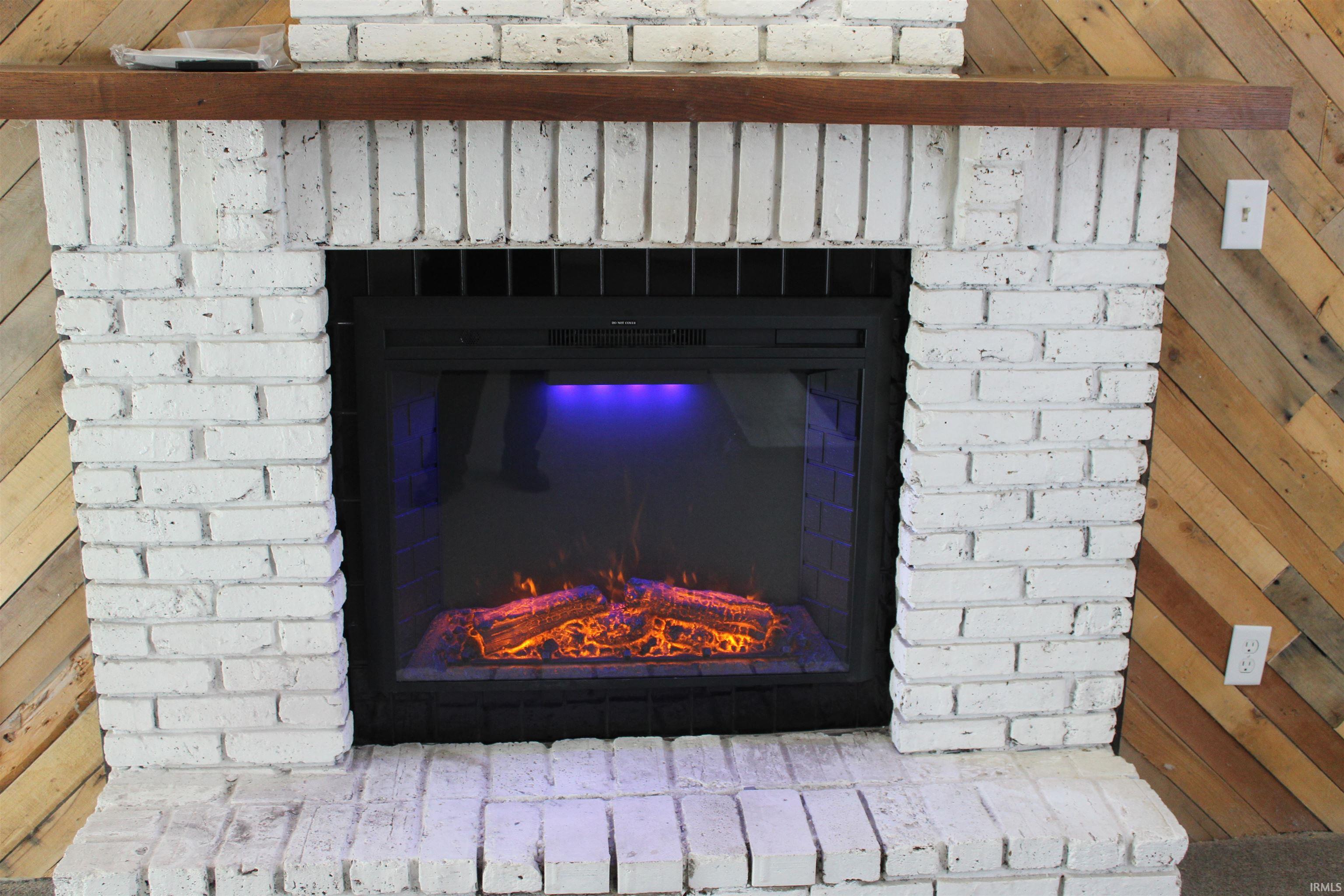 Photo 8 of 308 Clyde Ave