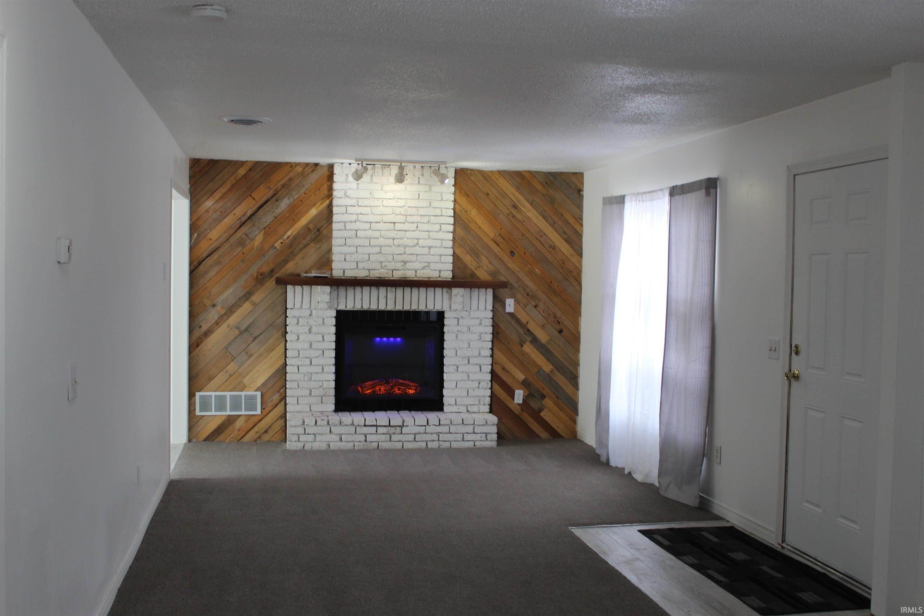 Photo 9 of 308 Clyde Ave