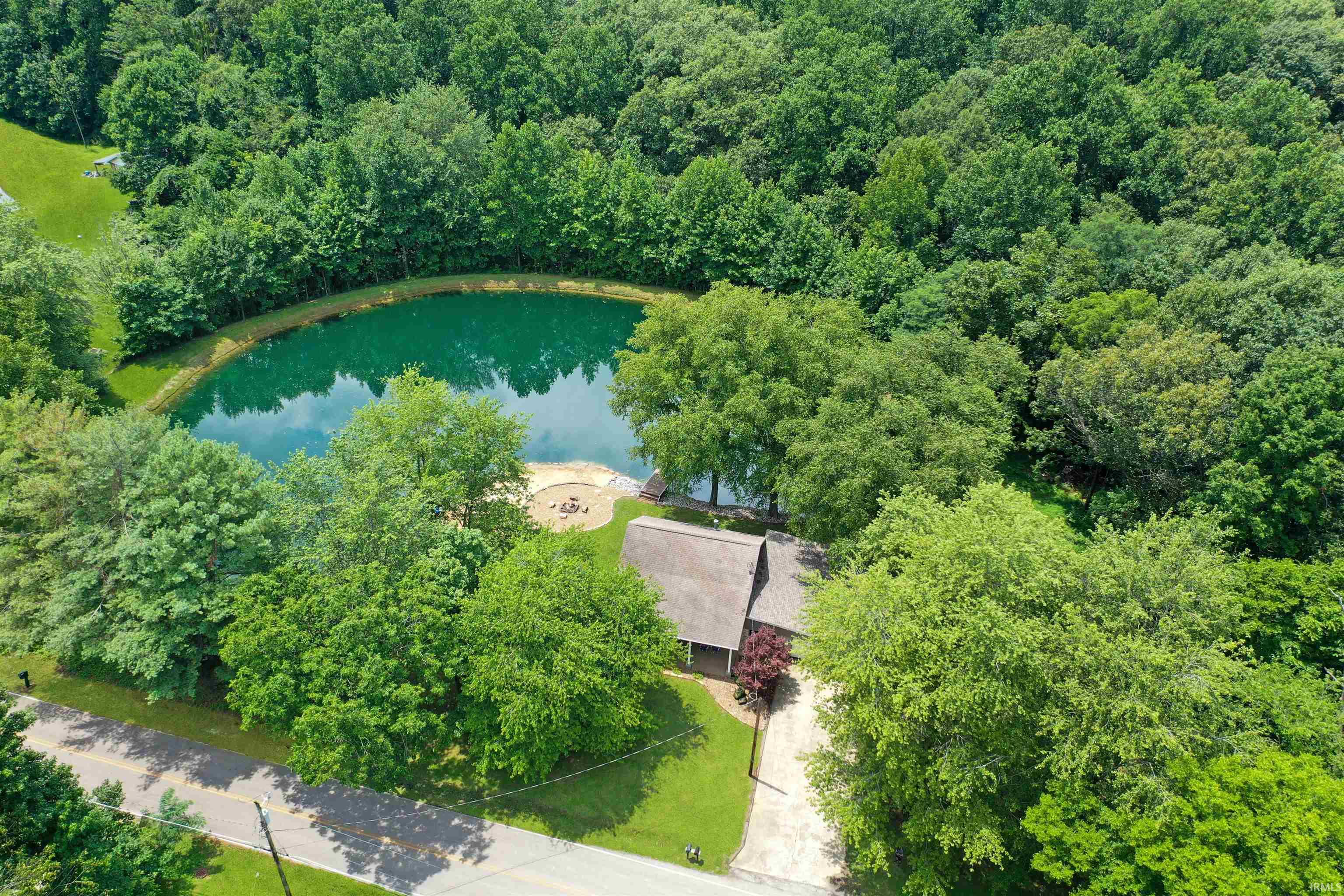 Homes for sale in Evansville, IN | 10600 Hillview Dr, Evansville, IN 47720 | MLS# 202545115