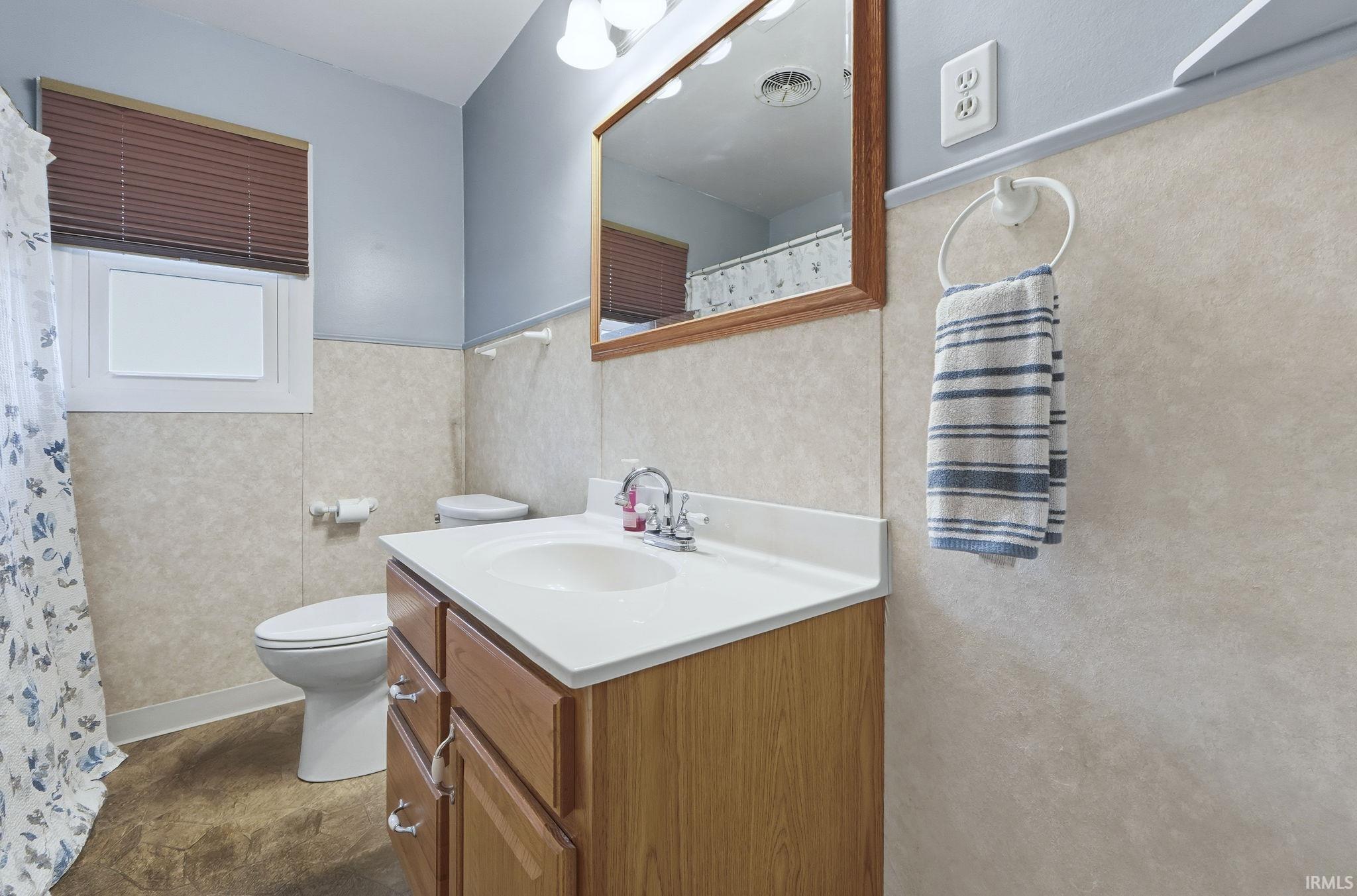 Photo 18 of 5310 Fernwood Avenue