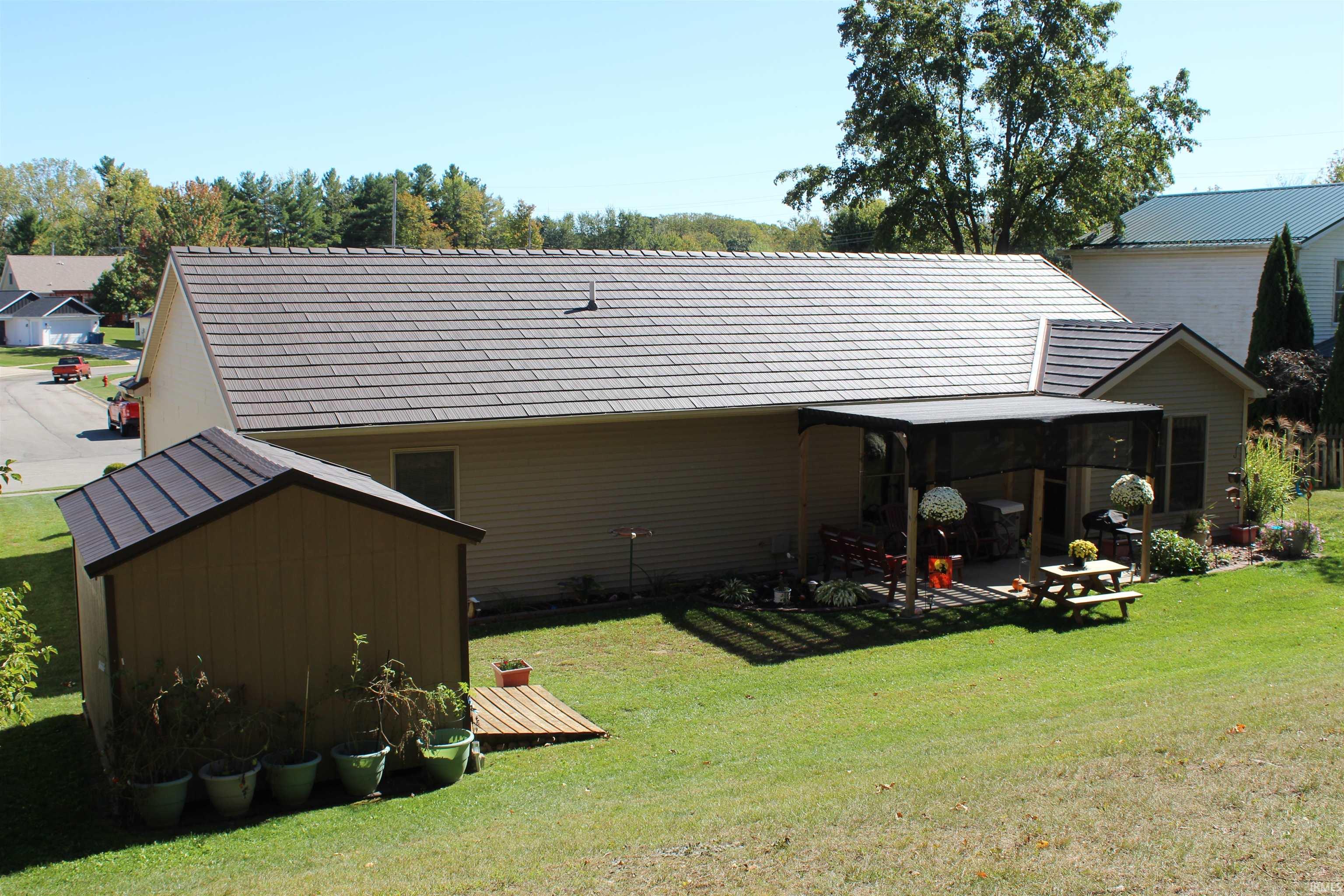 Homes for sale in Angola, IN | 811 Thomas Dr, Angola, IN 46703 | MLS# 202545137