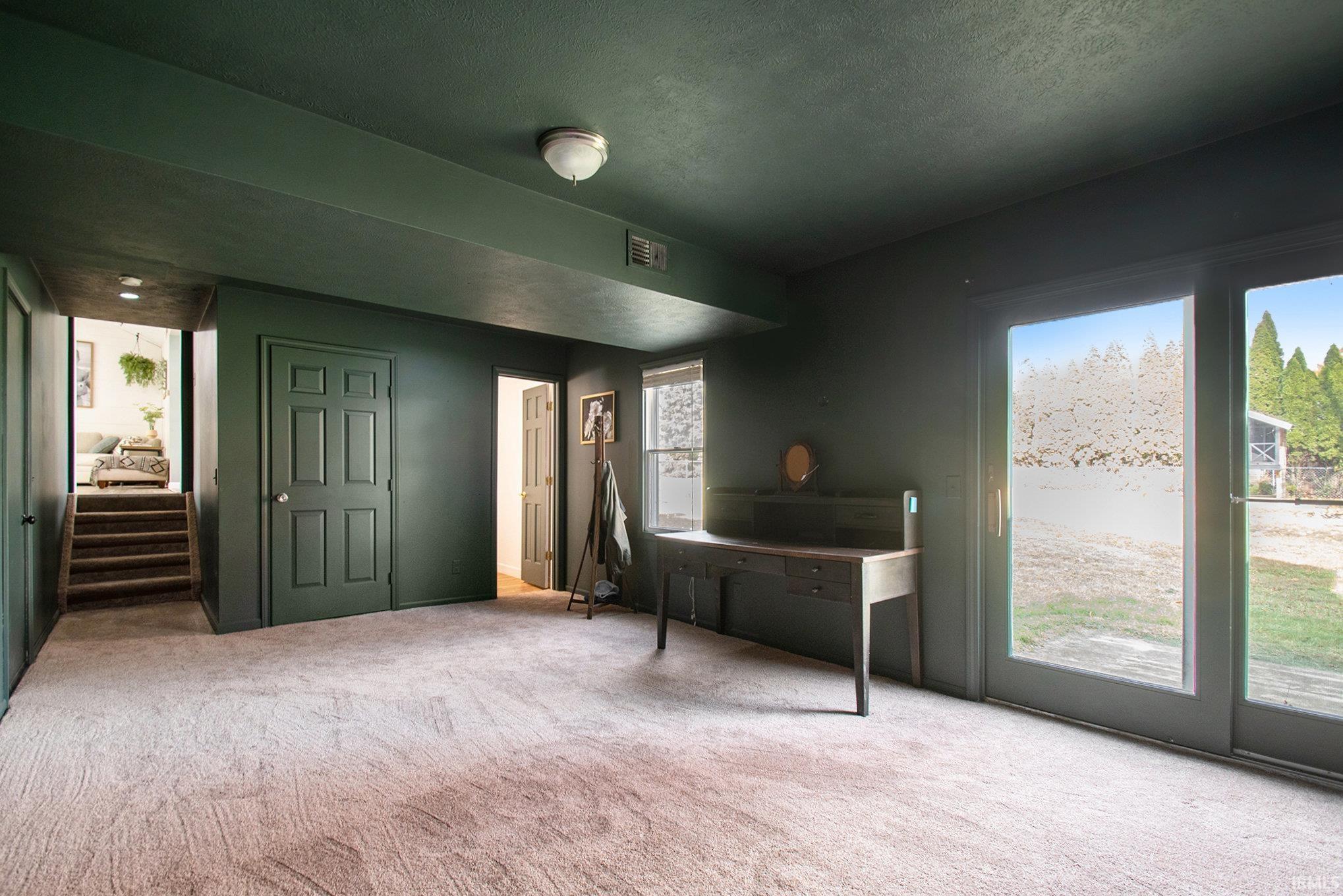 Photo 18 of 510 Caprice Drive