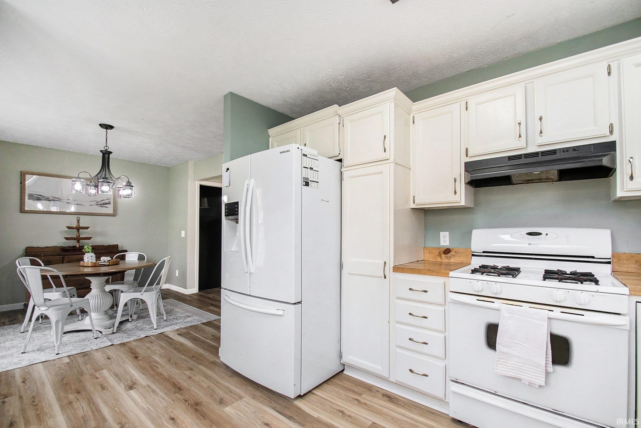 Photo 9 of 510 Caprice Drive