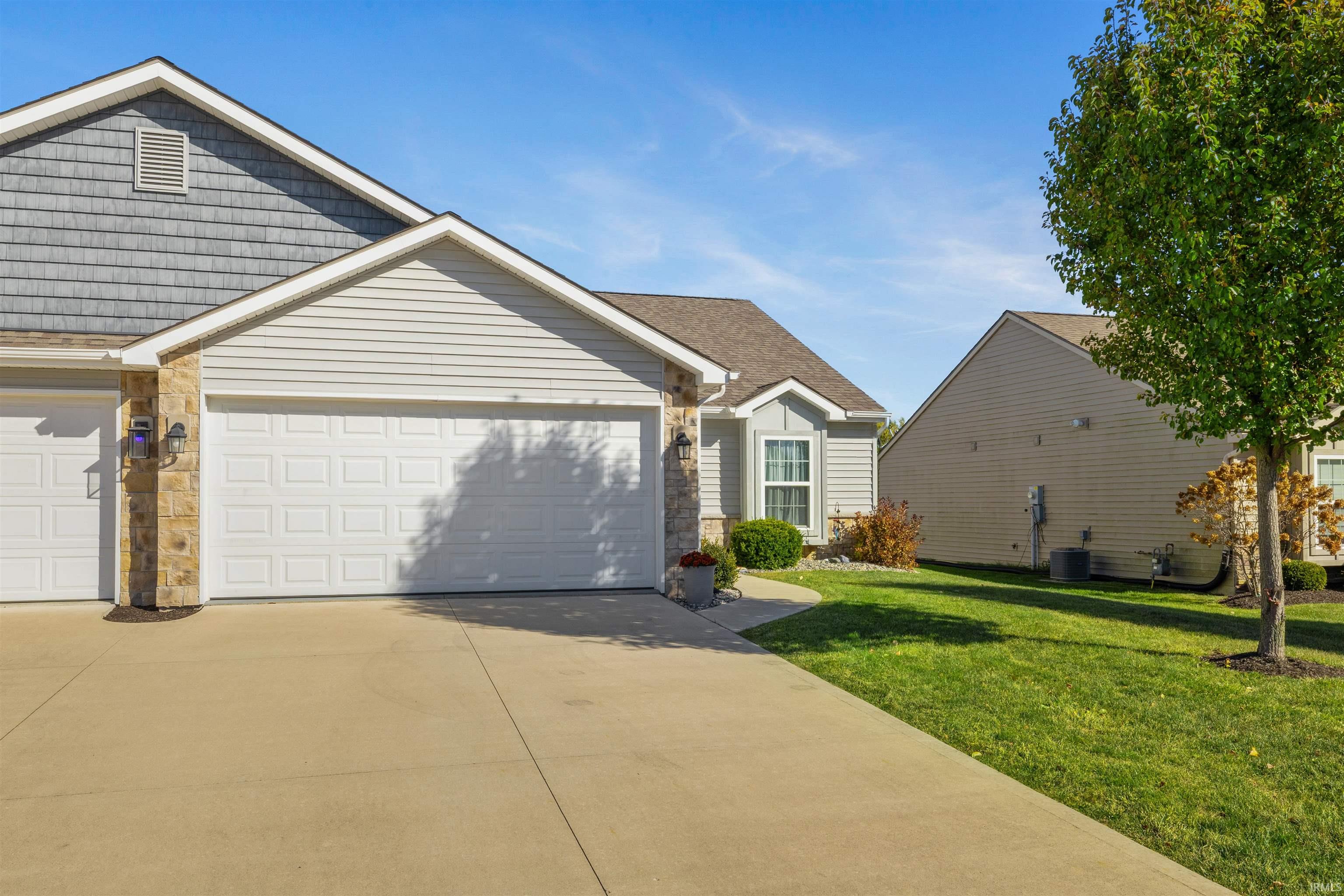 Homes for sale in Auburn, IN | 1911 Greyson Dr, Auburn, IN 46706 | MLS# 202545159