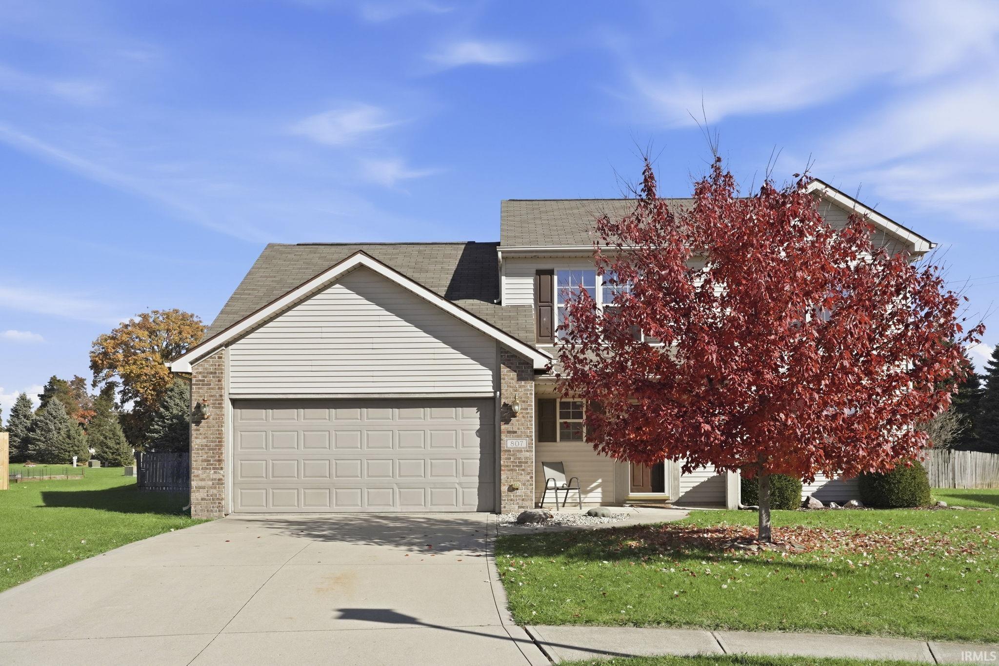 Homes for sale in Huntertown, IN | 807 Larkwillow Ct, Huntertown, IN 46748 | MLS# 202545171