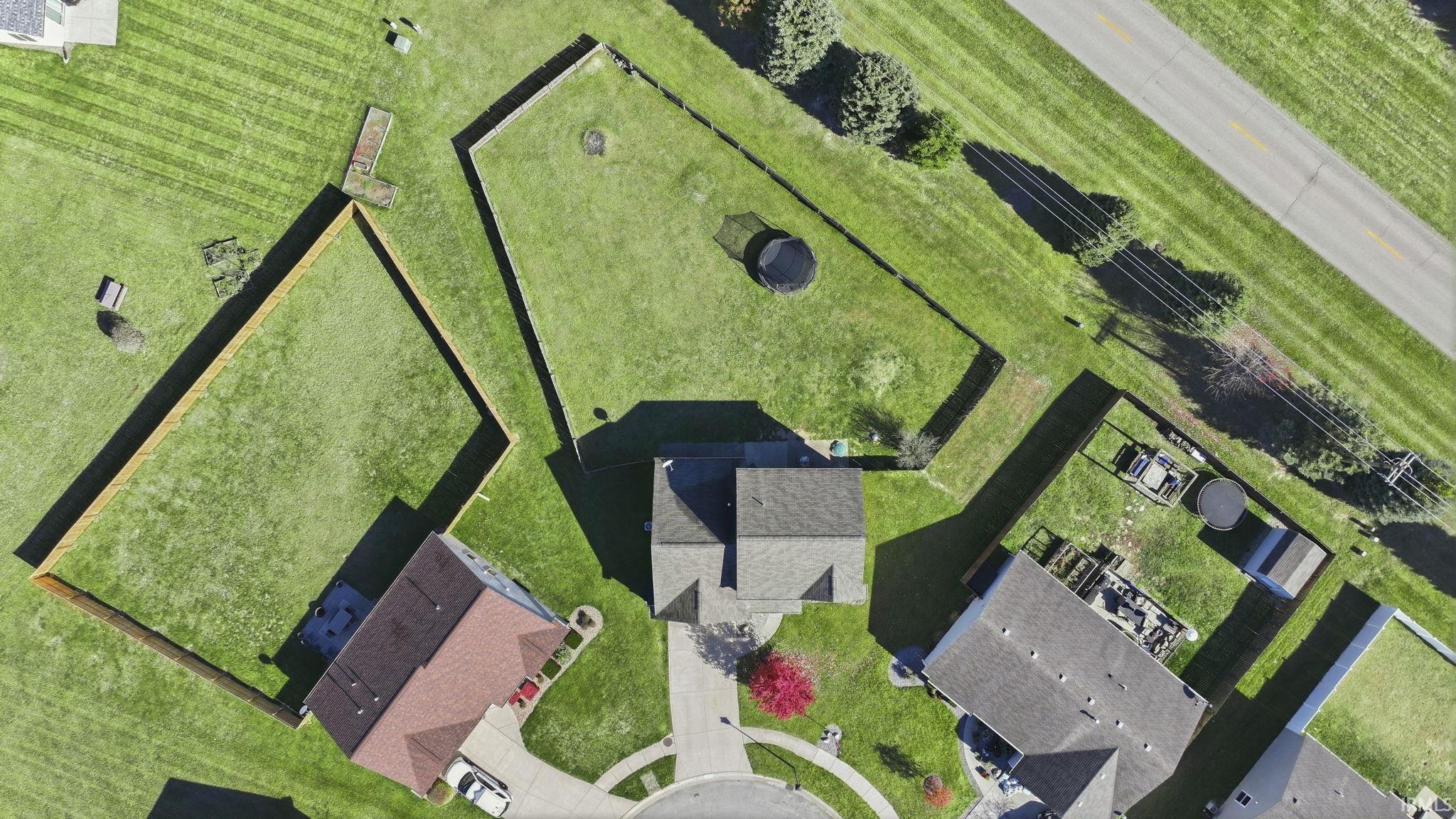 Homes for sale in Huntertown, IN | 807 Larkwillow Ct, Huntertown, IN 46748 | MLS# 202545171