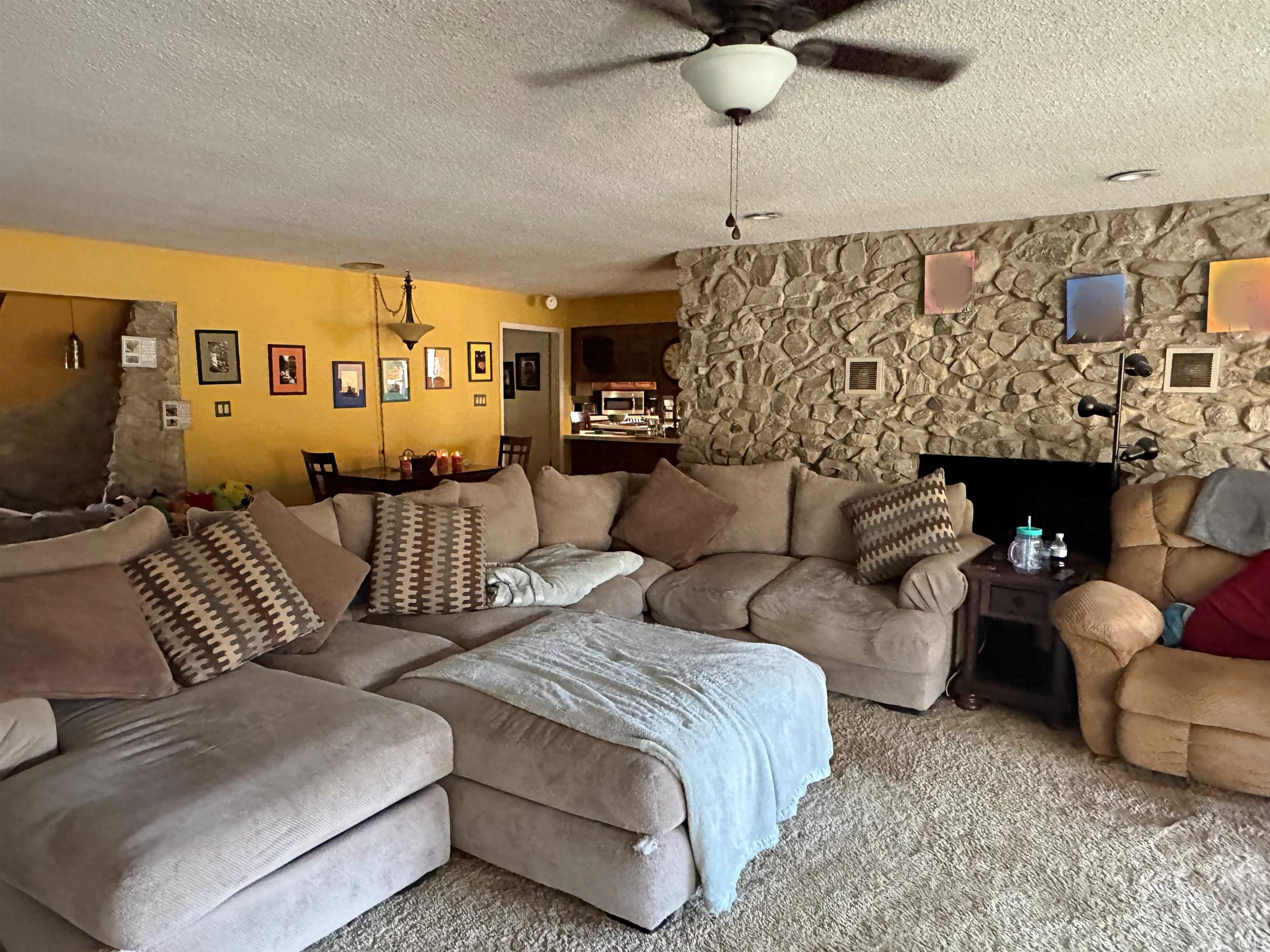 Homes for sale in Linton, IN | 550 S State Road 59, Linton, IN 47441 | MLS# 202545184