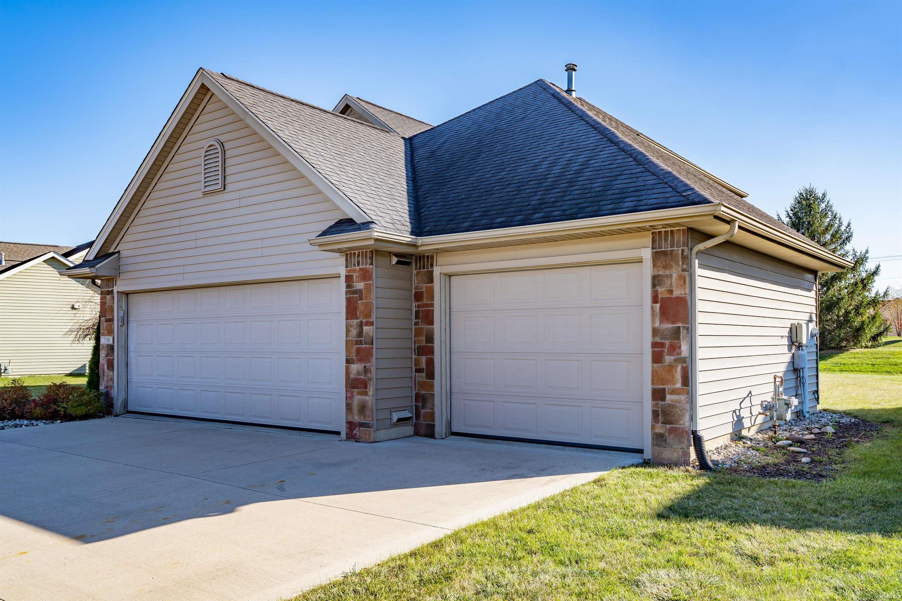 Photo 2 of 7108 Summerlyn Drive