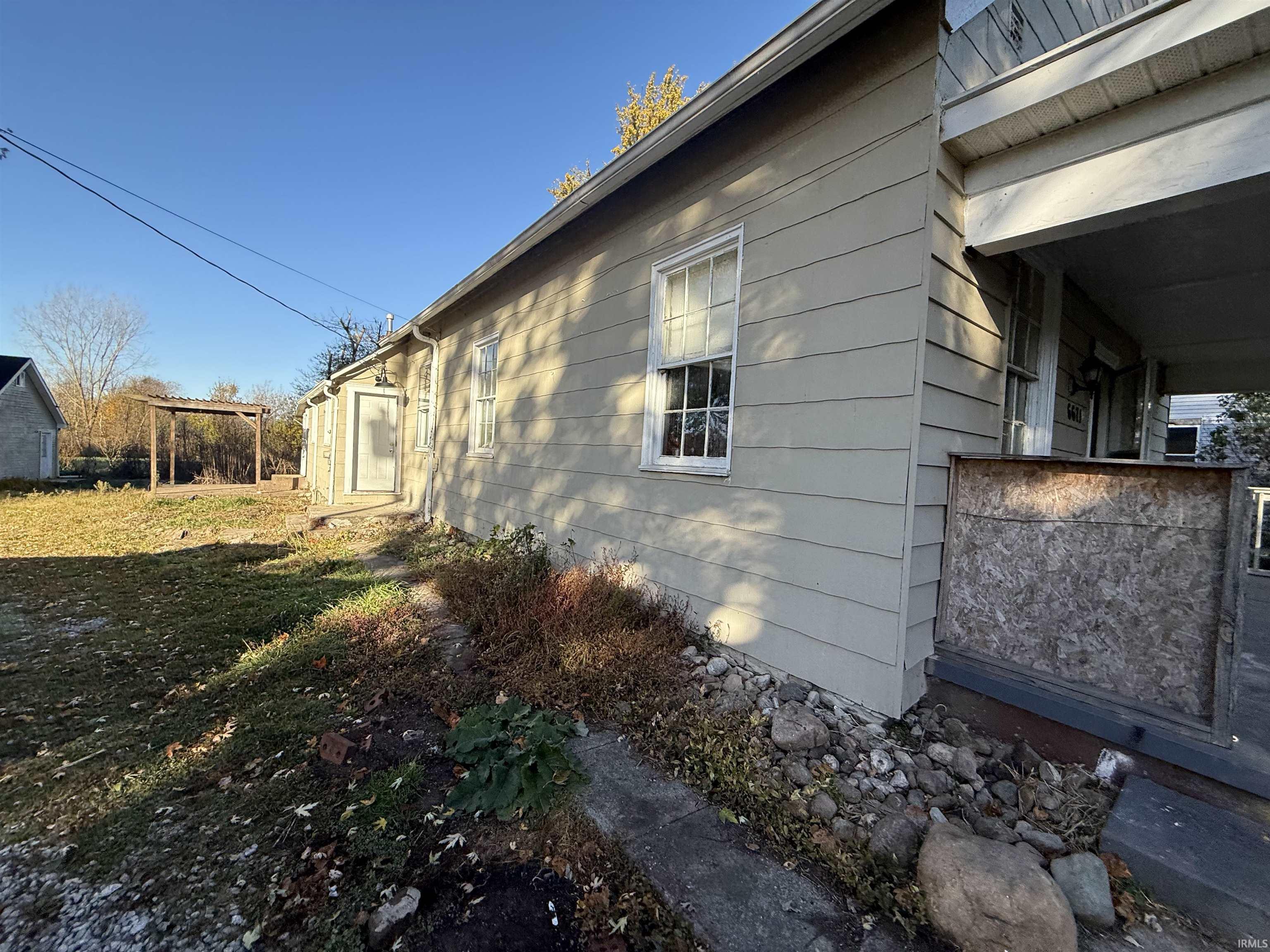 Homes for sale in Middletown, IN | 6671 N Cr 525 W Rd, Middletown, IN 47356 | MLS# 202545193