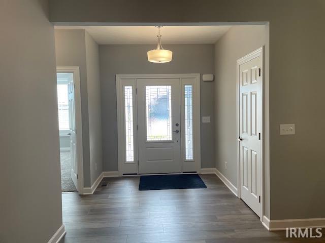 Homes for sale in Yorktown, IN | 9504 W Tradition Dr, Yorktown, IN 47396 | MLS# 202545196