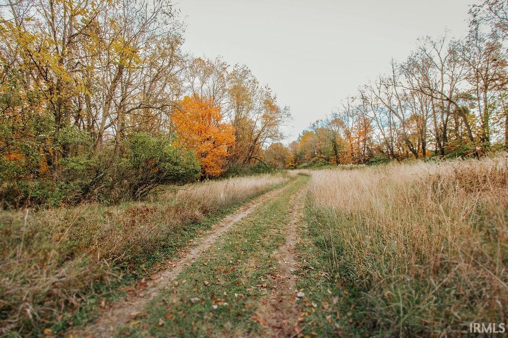 Homes for sale in New Carlisle, IN | 54850 County Line Rd, New Carlisle, IN 46552 | MLS# 202545205