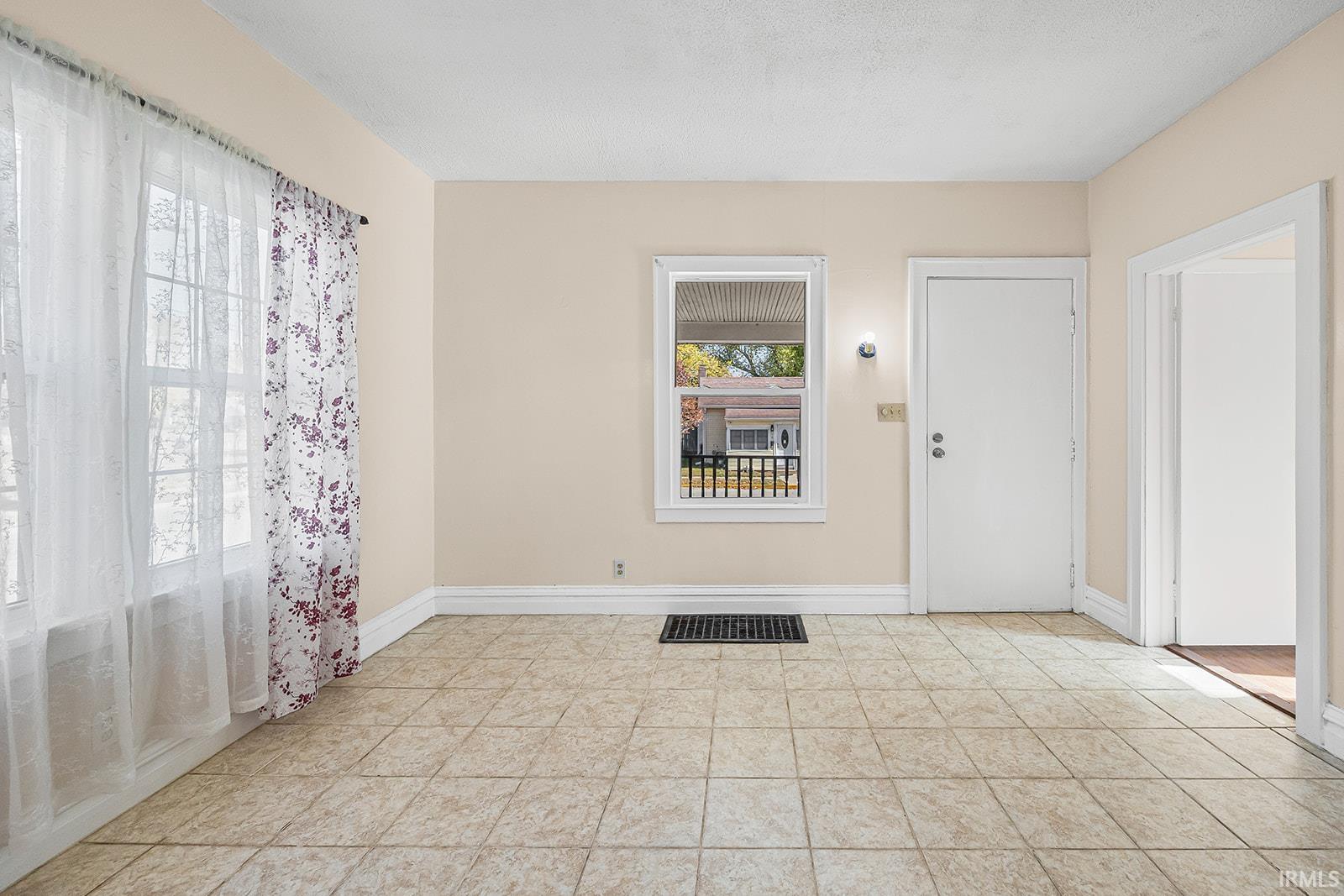 Homes for sale in Lafayette, IN | 1430 N 16th St, Lafayette, IN 47904 | MLS# 202545255