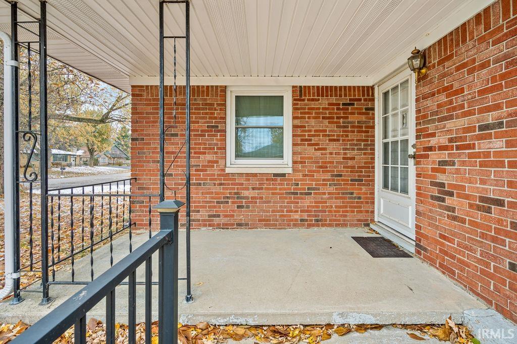 Homes for sale in Sharpsville, IN | 4928 E Barnett Ave, Sharpsville, IN 46068 | MLS# 202545265