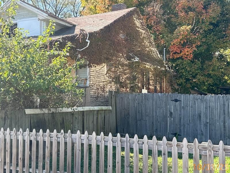 Homes for sale in Evansville, IN | 708 N 3rd Ave, Evansville, IN 47710 | MLS# 202545296