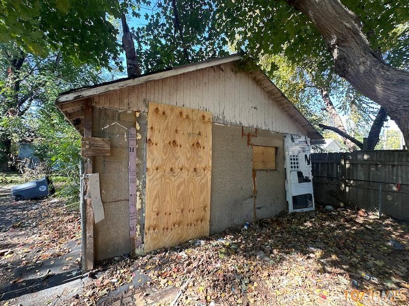 Homes for sale in Evansville, IN | 708 N 3Rd Ave, Evansville, IN 47710 | MLS# 202545296