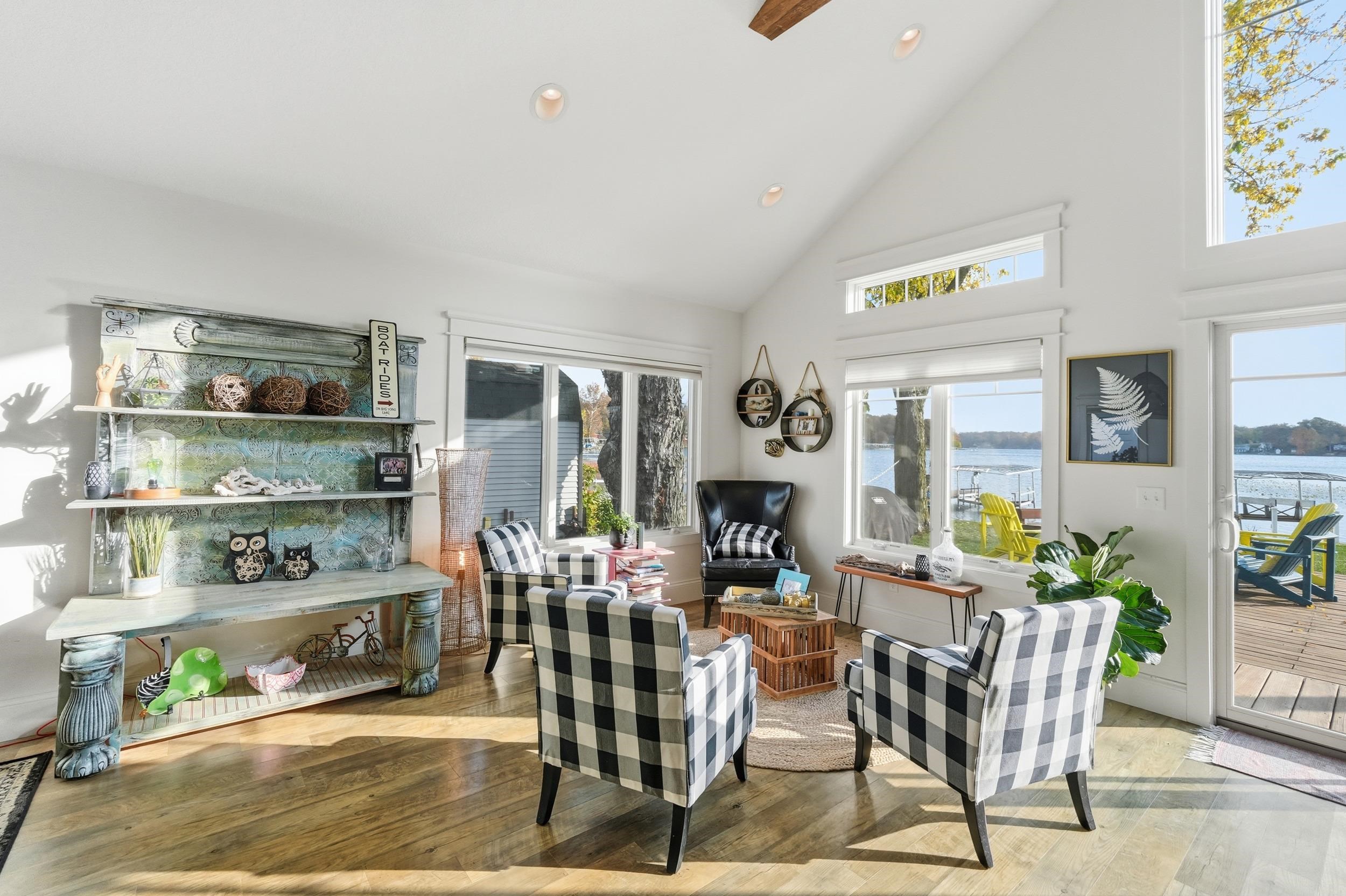 Photo 21 of 9630 E 520 S