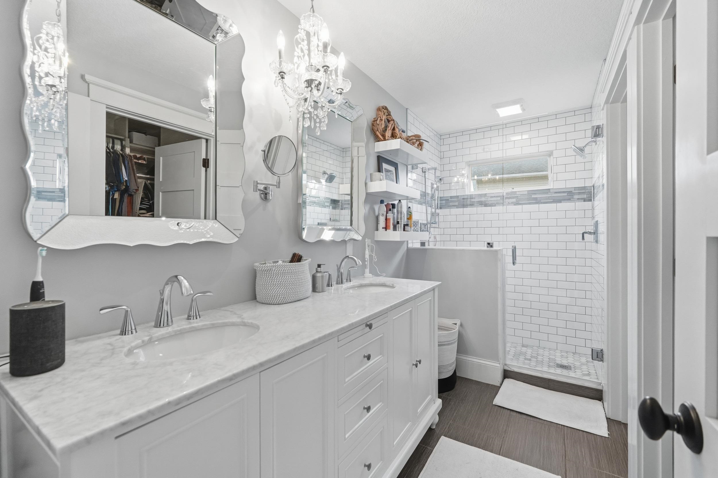 Photo 23 of 9630 E 520 S