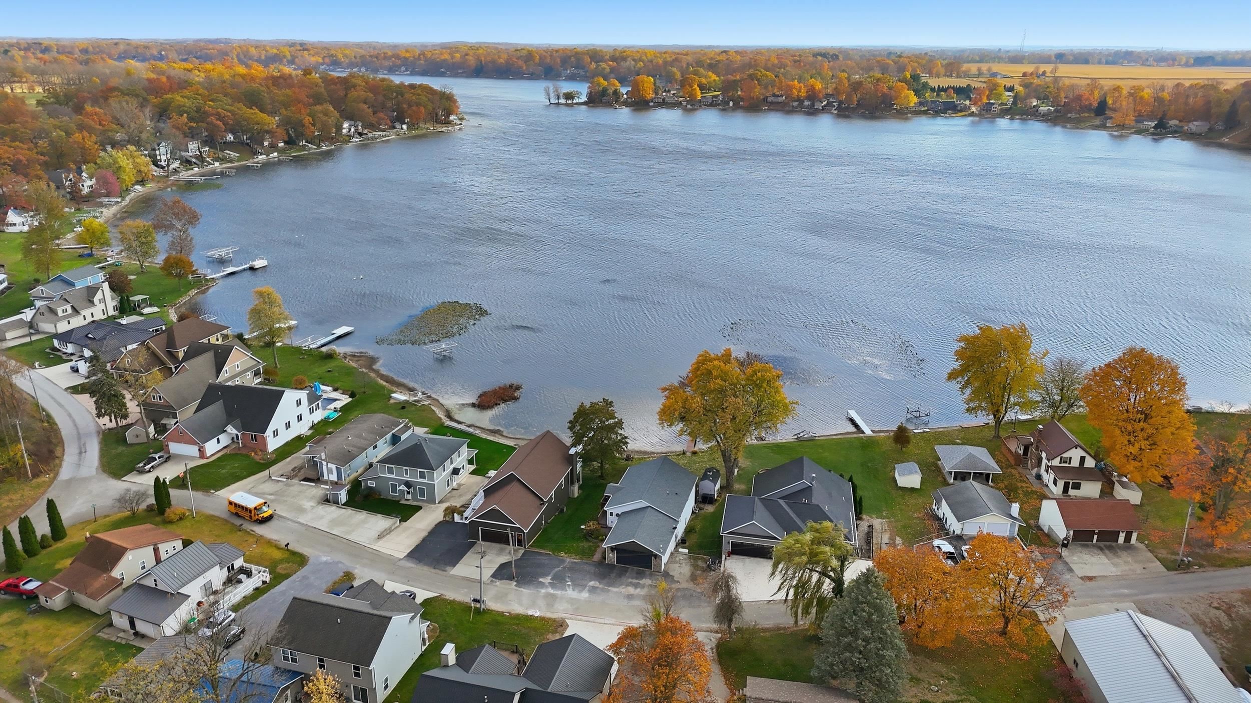 Photo 3 of 9630 E 520 S