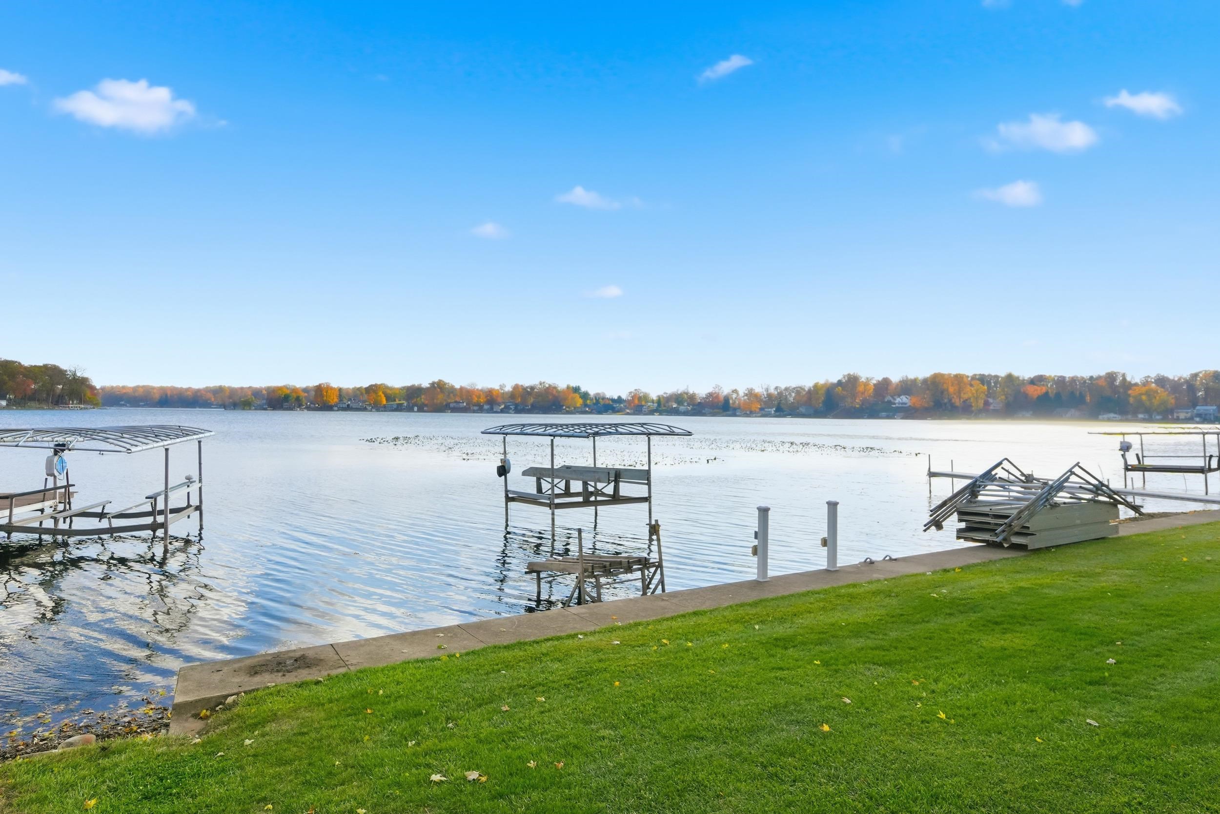 Photo 34 of 9630 E 520 S