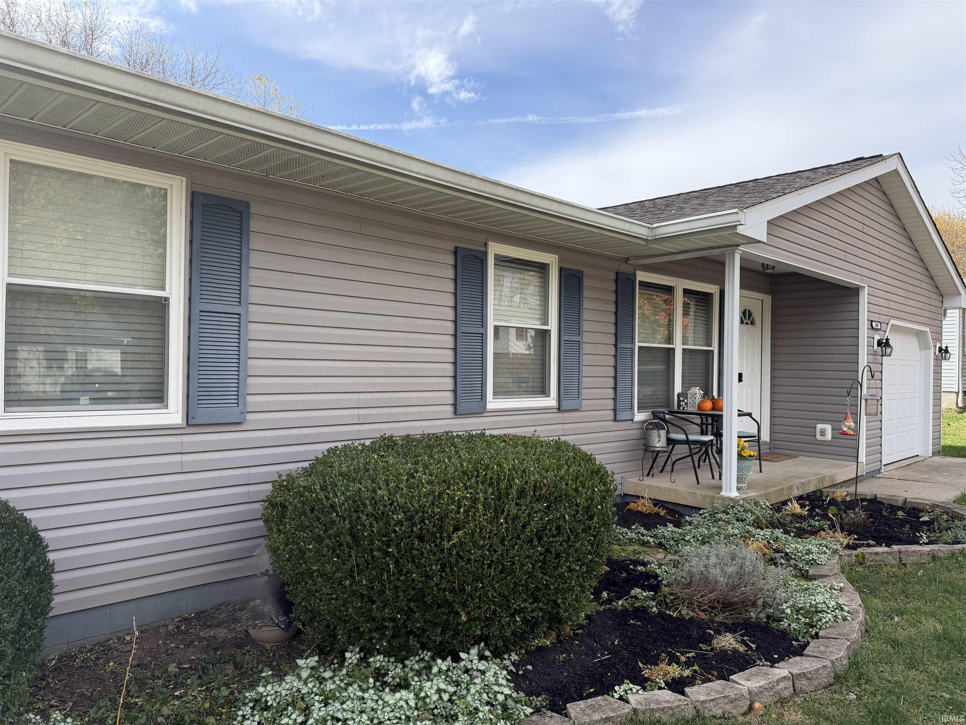 Homes for sale in Ellettsville, IN | 340 W Iroquois Dr, Ellettsville, IN 47429 | MLS# 202545351