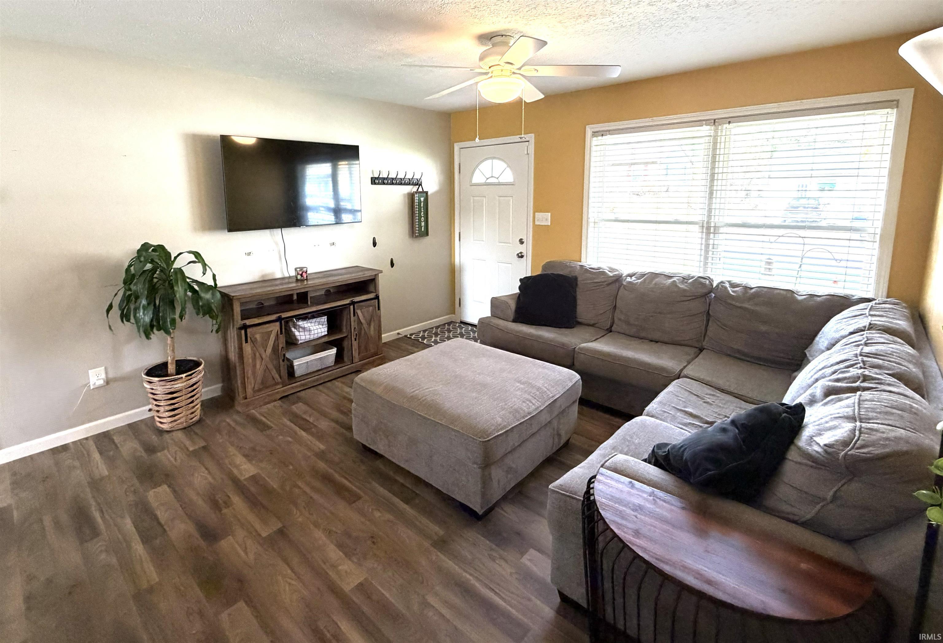 Homes for sale in Ellettsville, IN | 340 W Iroquois Dr, Ellettsville, IN 47429 | MLS# 202545351