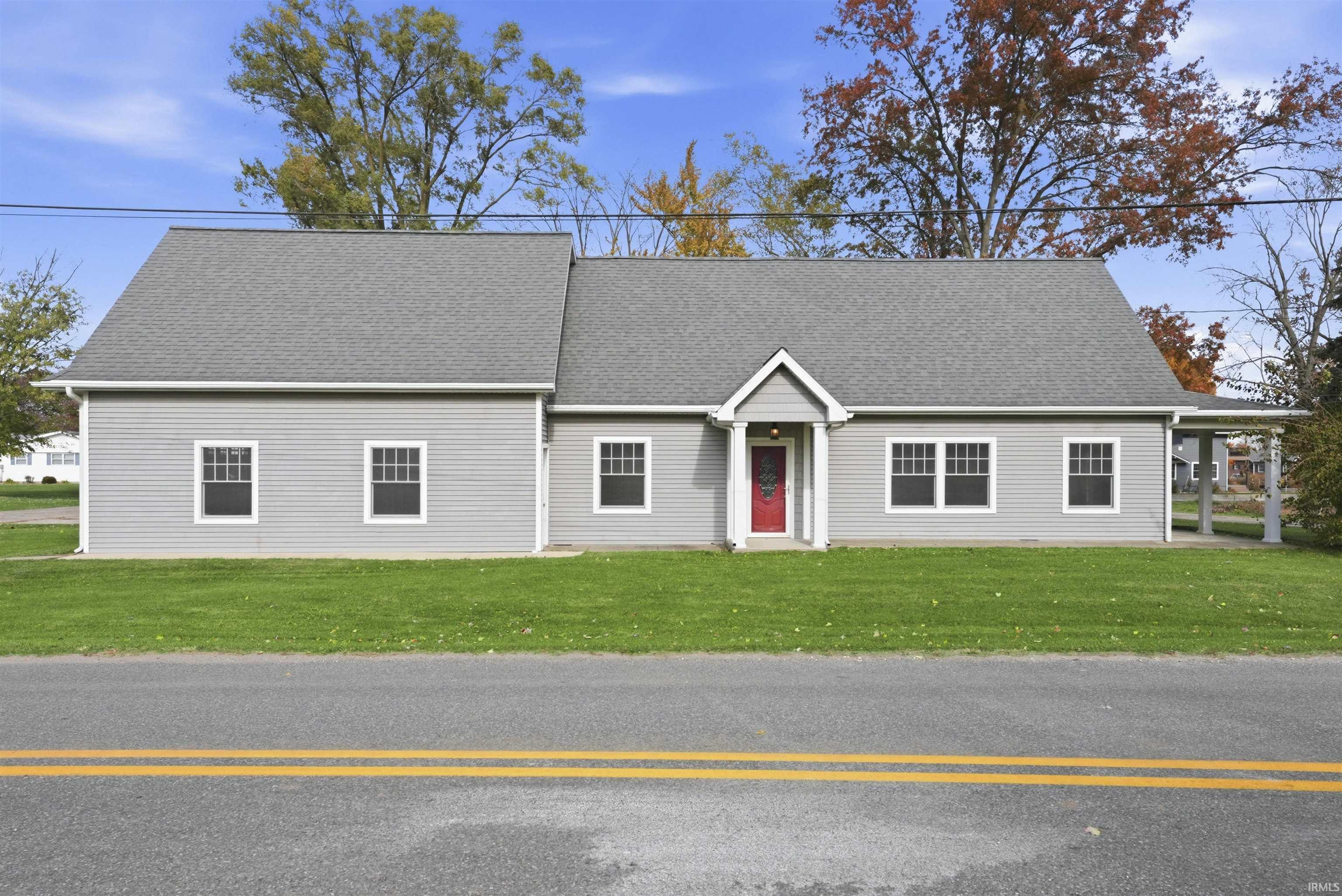 Homes for sale in Bremen, IN | 4160 W Shore Dr, Bremen, IN 46506 | MLS# 202545370