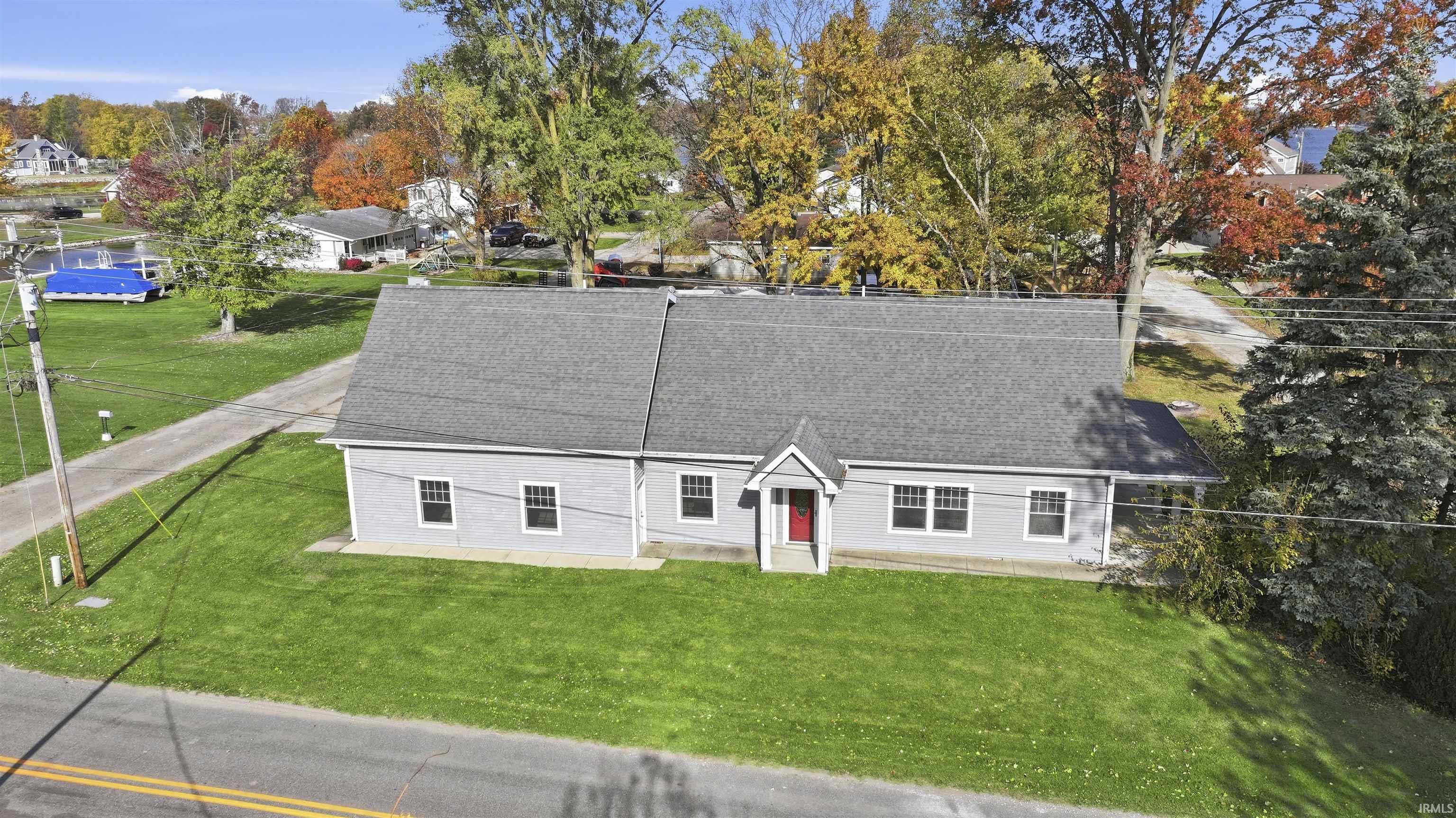 Homes for sale in Bremen, IN | 4160 W Shore Dr, Bremen, IN 46506 | MLS# 202545370