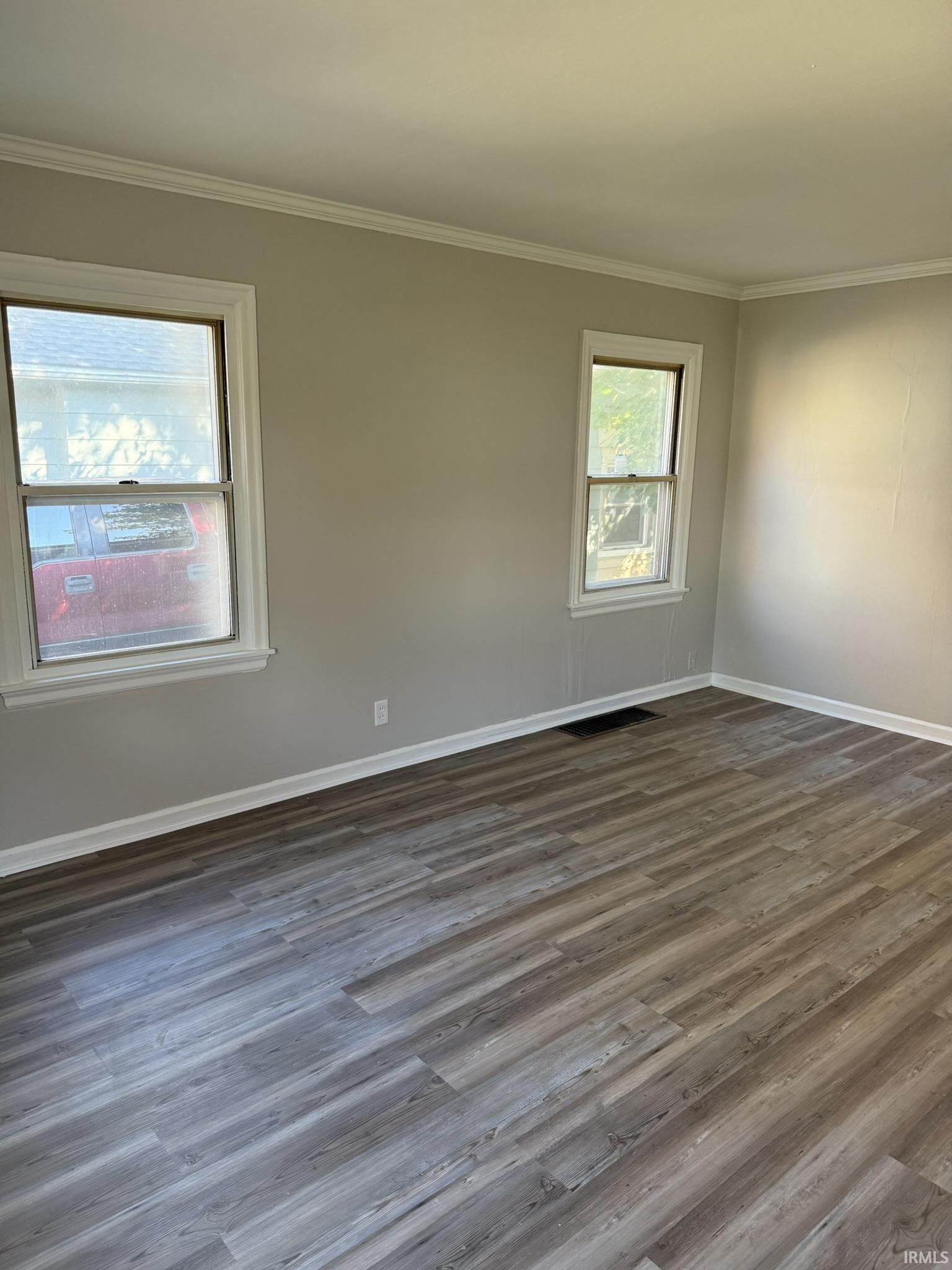 Photo 3 of 4025 Smith Street