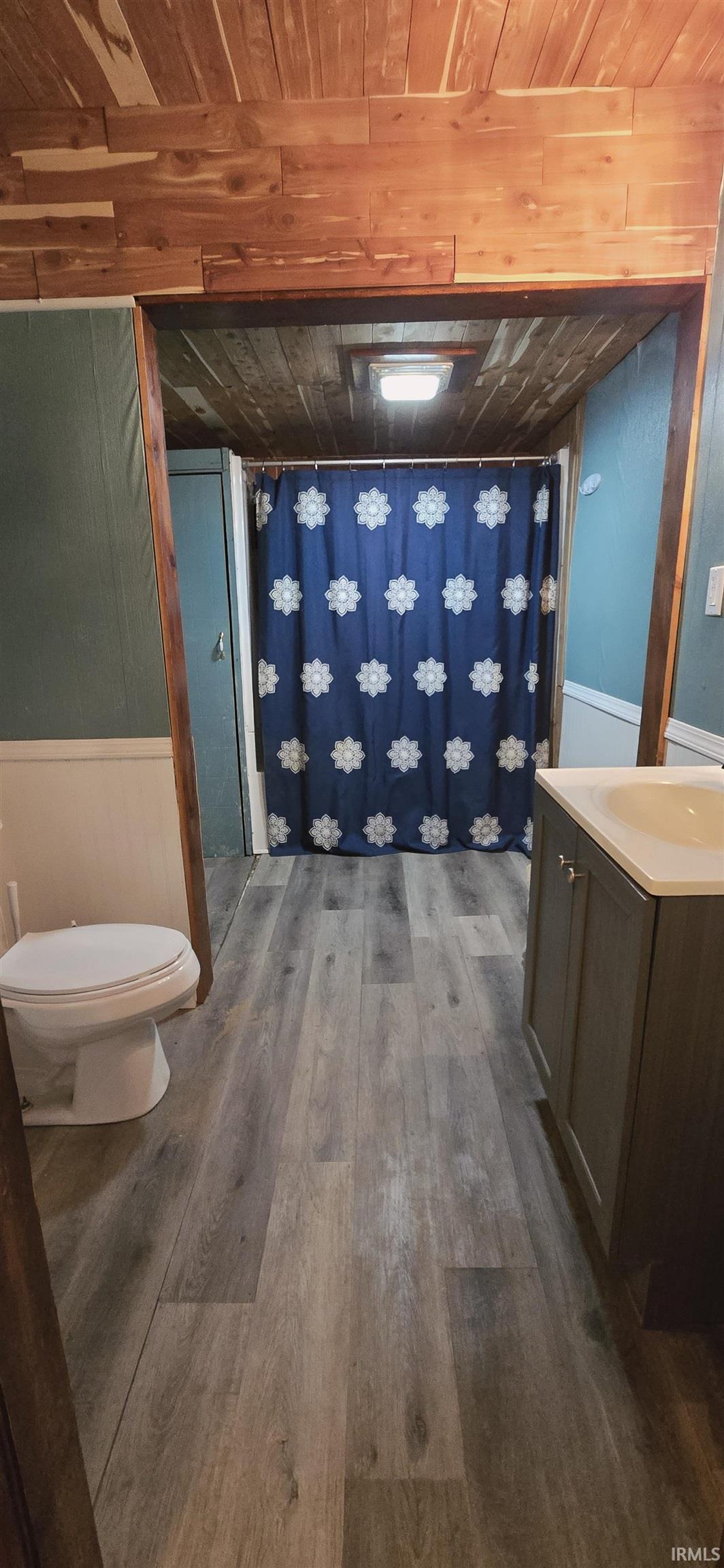 Photo 10 of 408 E Sycamore Street