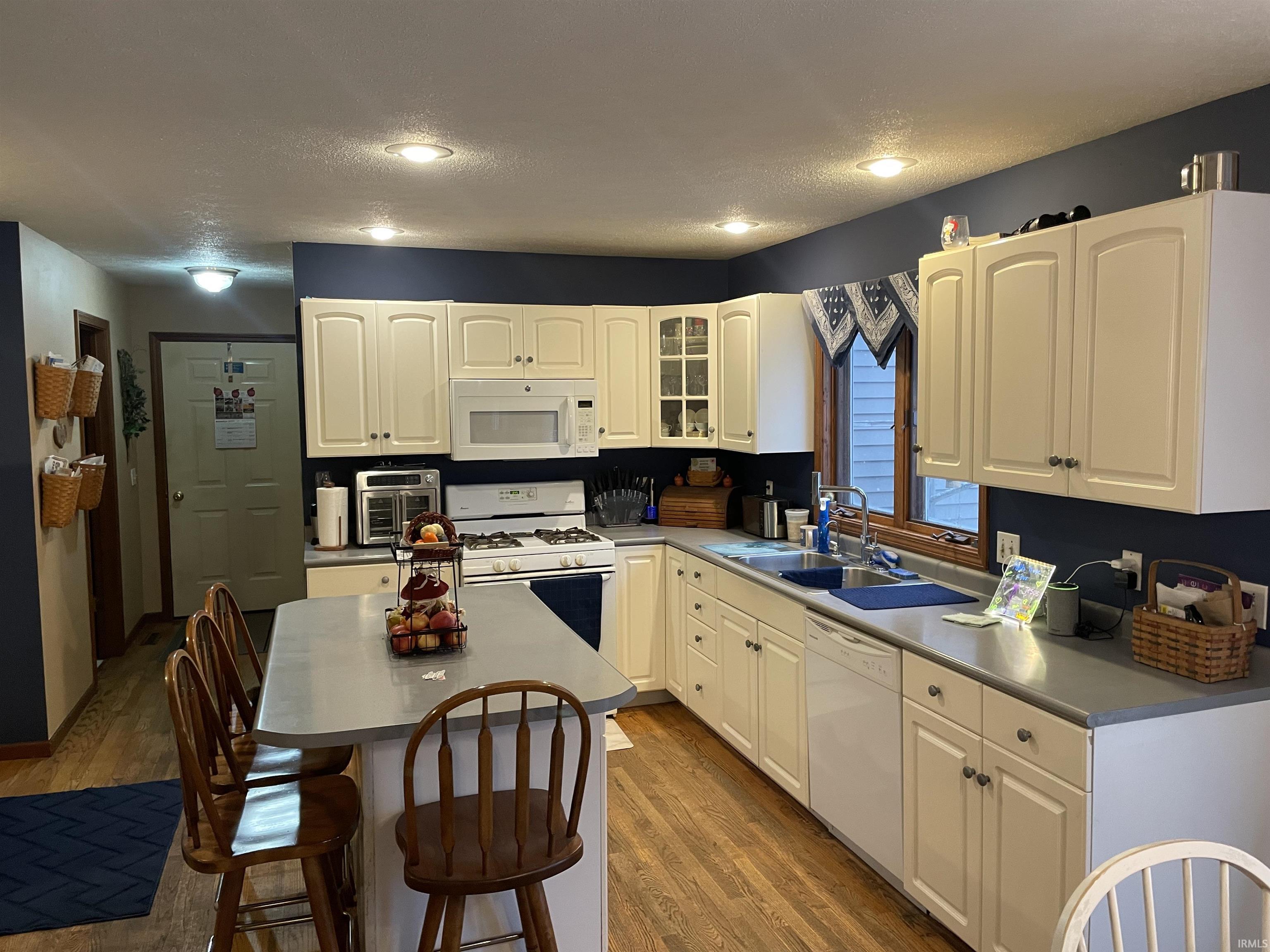 Homes for sale in Plymouth, IN | 12562 Hillside Dr, Plymouth, IN 46563 | MLS# 202545394