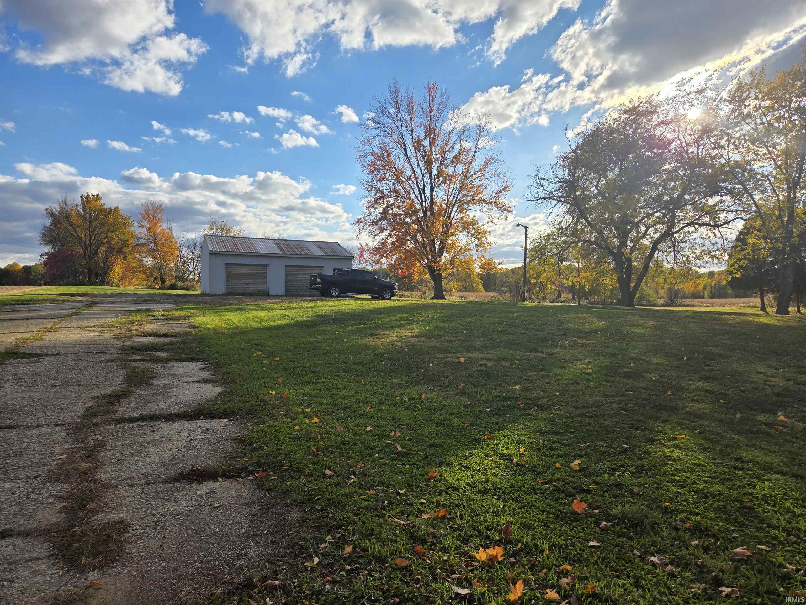 Homes for sale in New Carlisle, IN | 33260 State Line Rd, New Carlisle, IN 46552 | MLS# 202545399