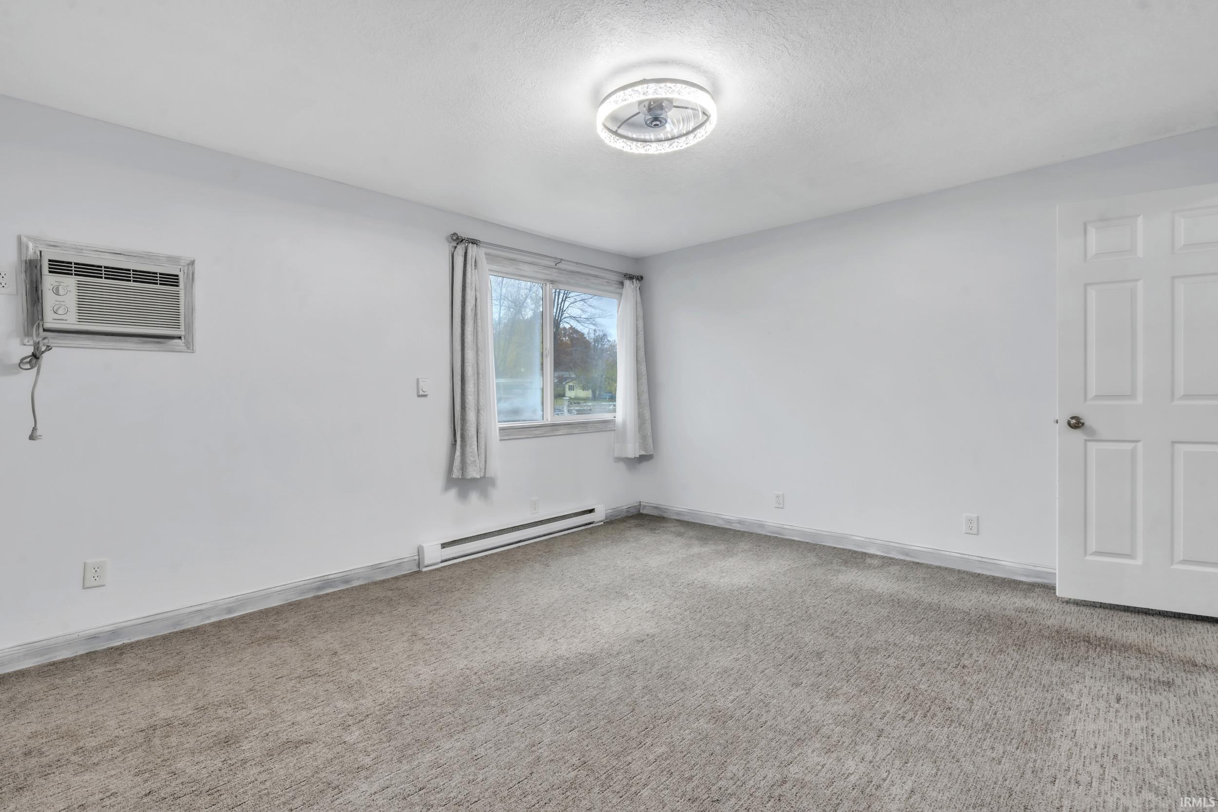 Photo 18 of 885 W 590 S Road