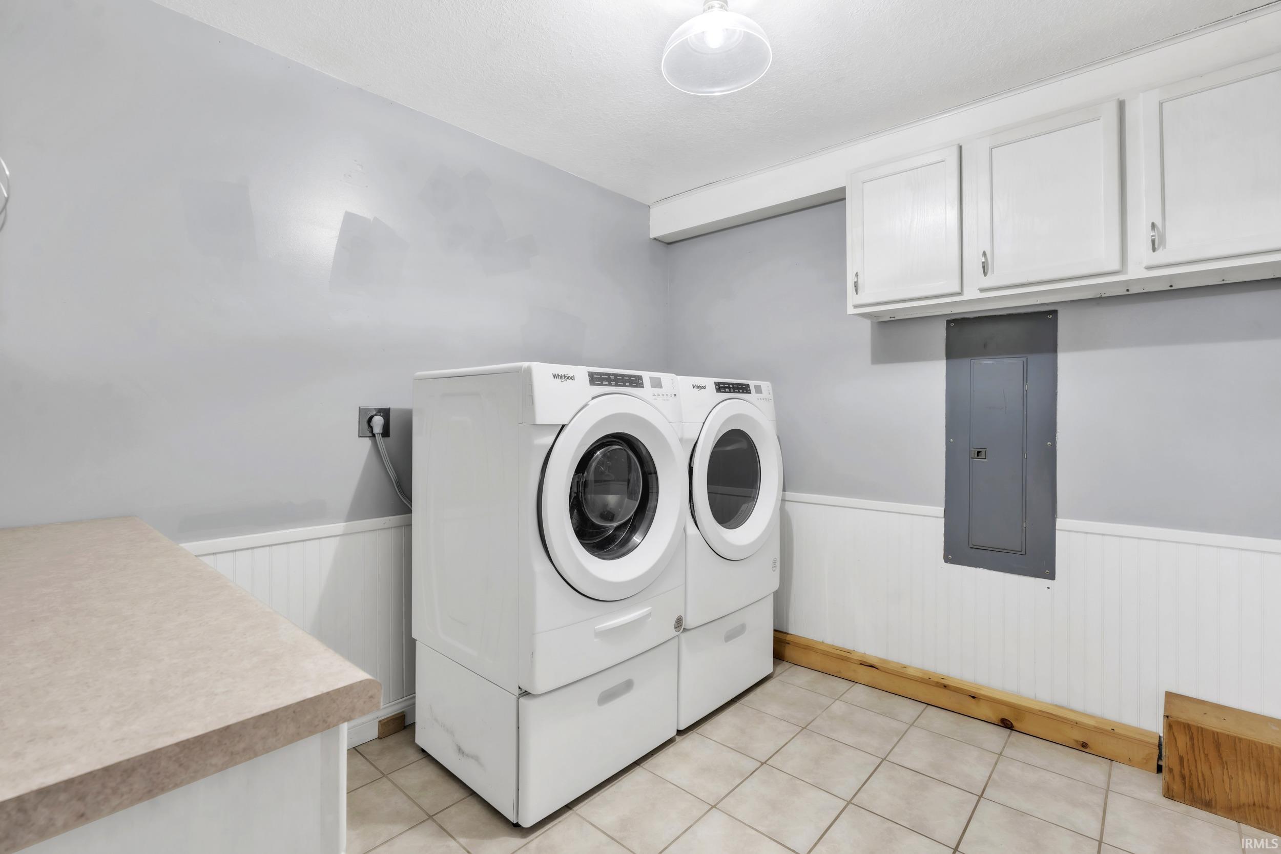 Photo 23 of 885 W 590 S Road