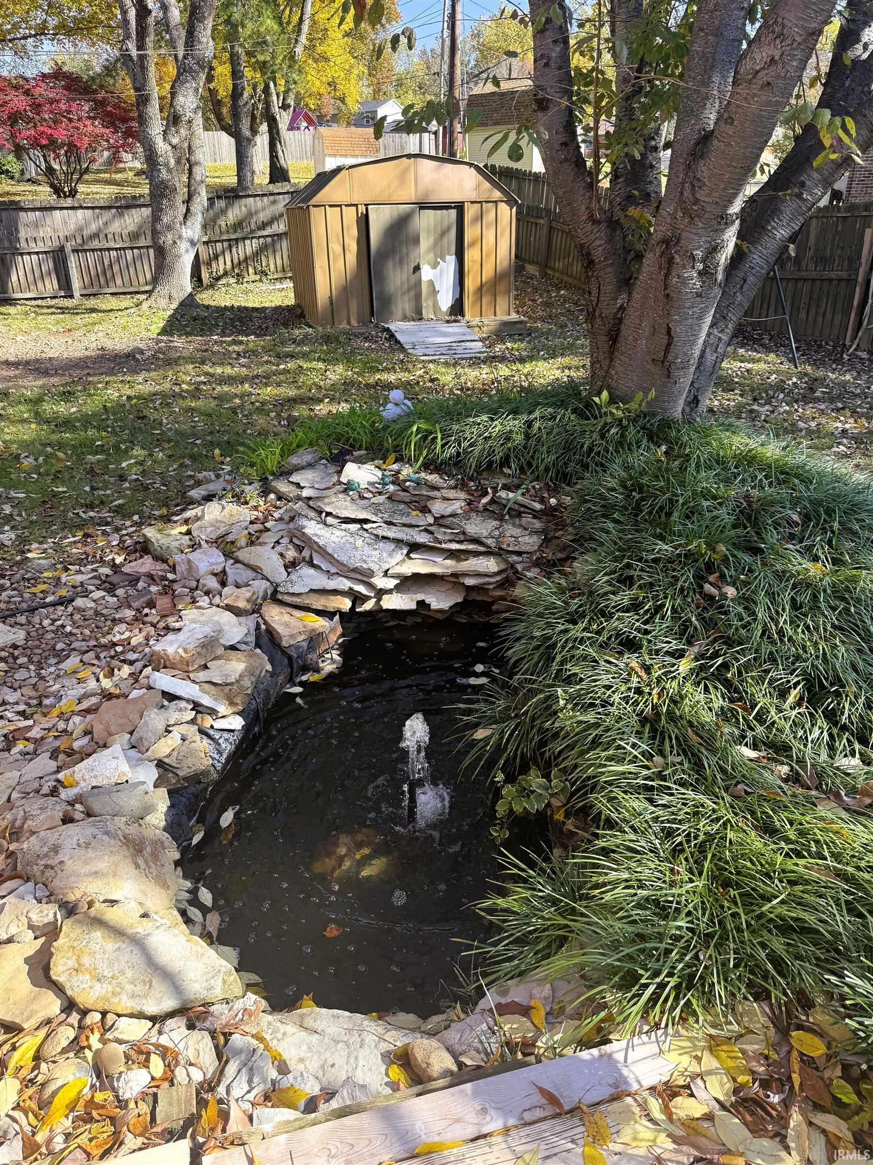 Homes for sale in Evansville, IN | 7701 Meadowview Dr, Evansville, IN 47710 | MLS# 202545407