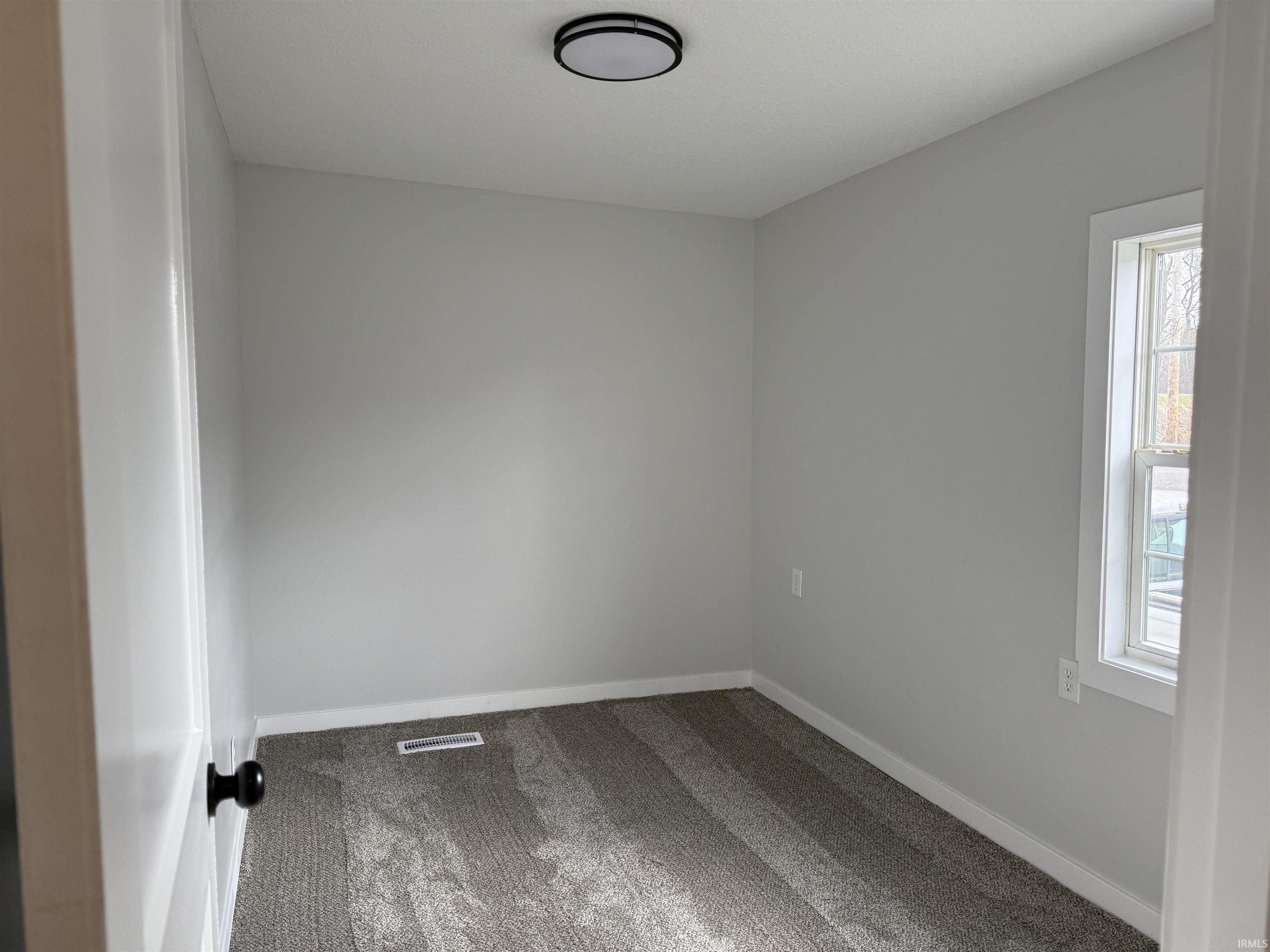 Photo 5 of 1107 N Lima Road