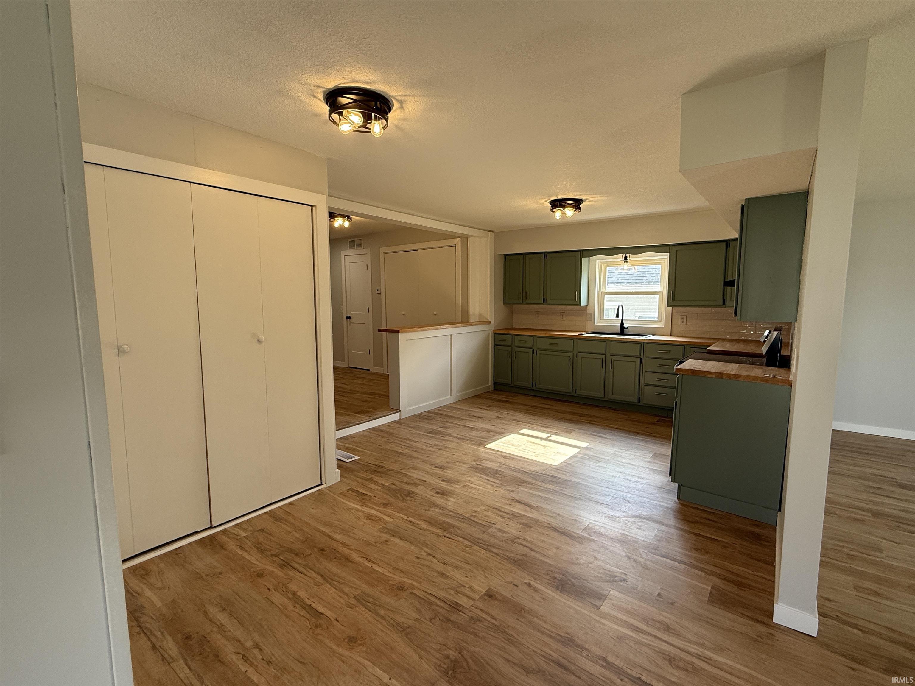 Photo 8 of 1107 N Lima Road