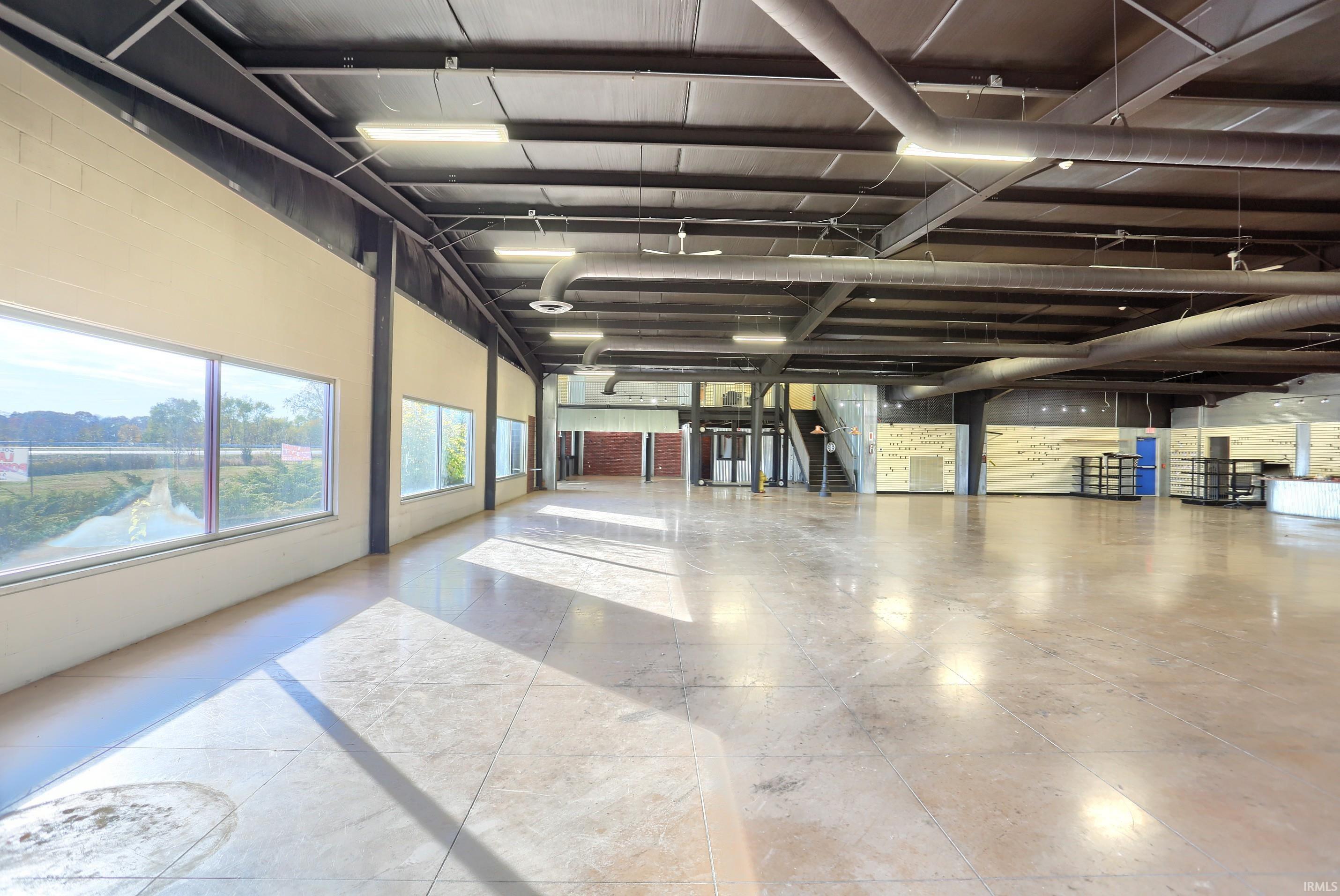 Photo 12 of 665 W Connexion Way